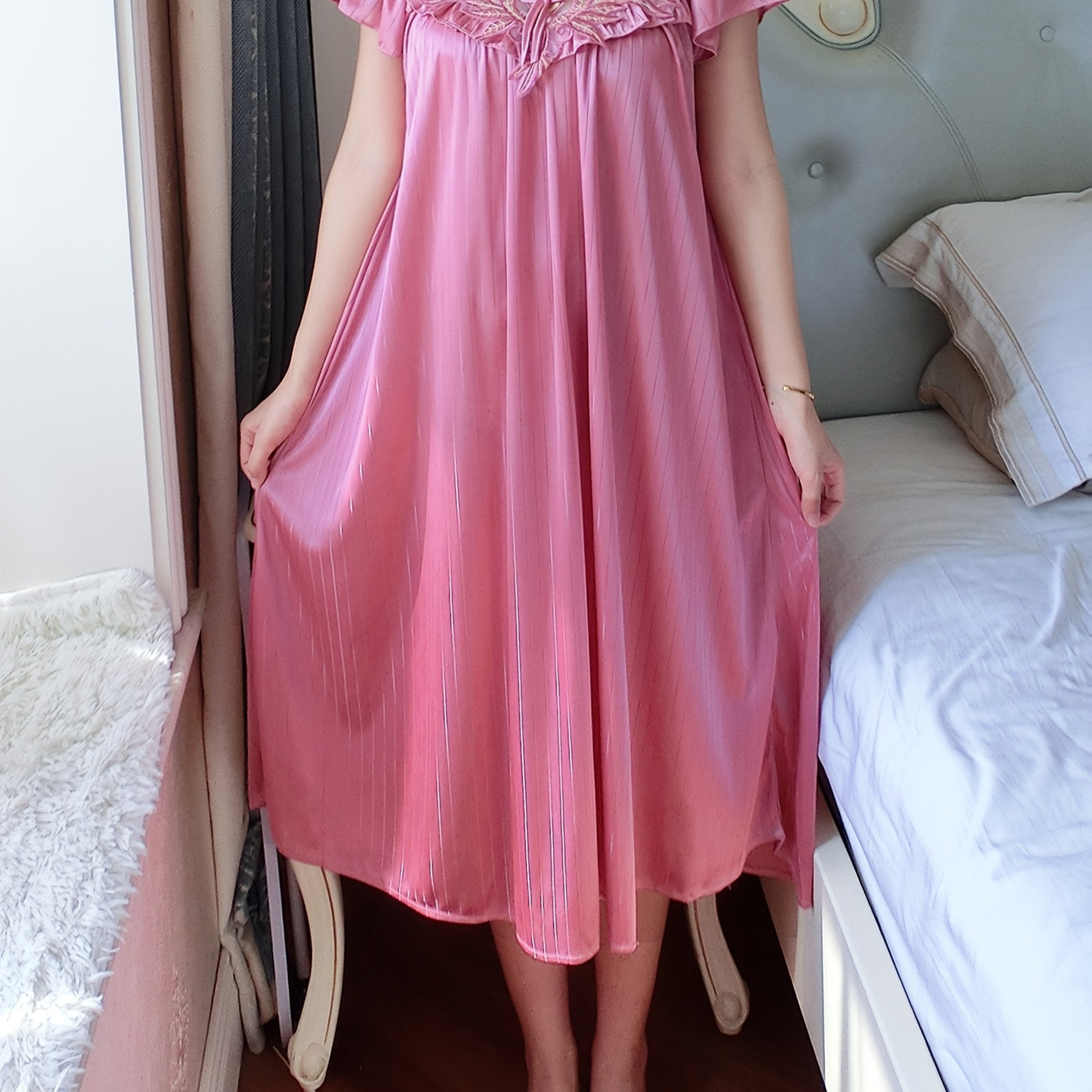 Cross-Border Sexy Women'S Nightgown Made of Lace, Plus Size, Solid Color Floral Sleepwear, Thin Short-Sleeve Lace Dress.