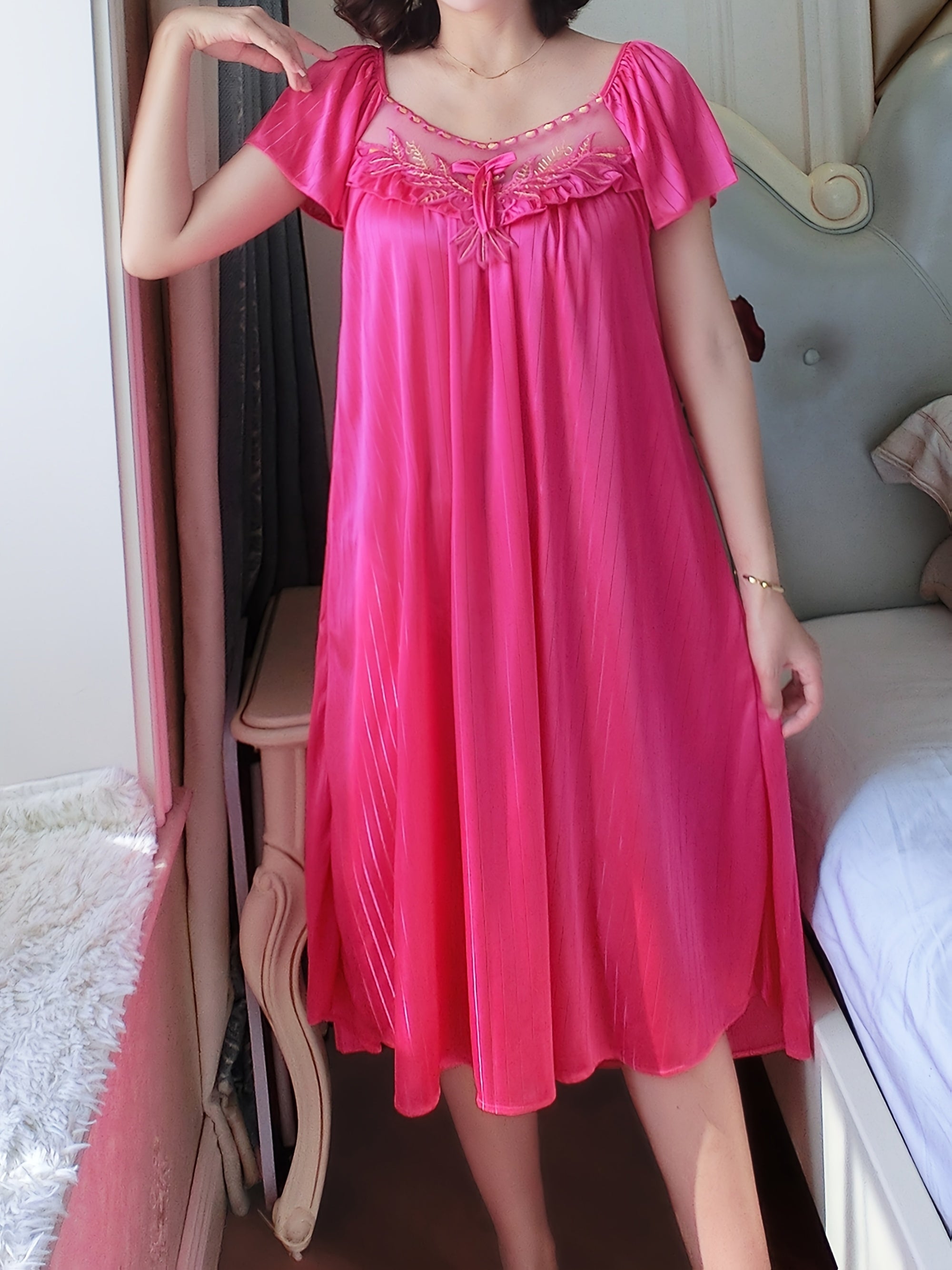 Cross-Border Sexy Women'S Nightgown Made of Lace, Plus Size, Solid Color Floral Sleepwear, Thin Short-Sleeve Lace Dress.