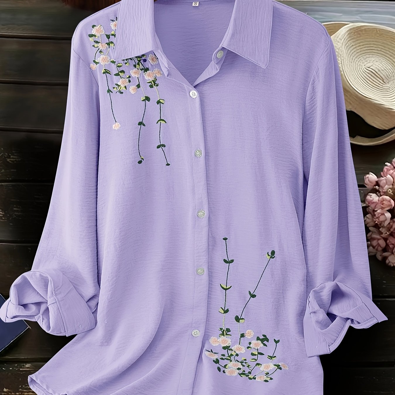 Large Size Women's Fashion Embroidered Blouse