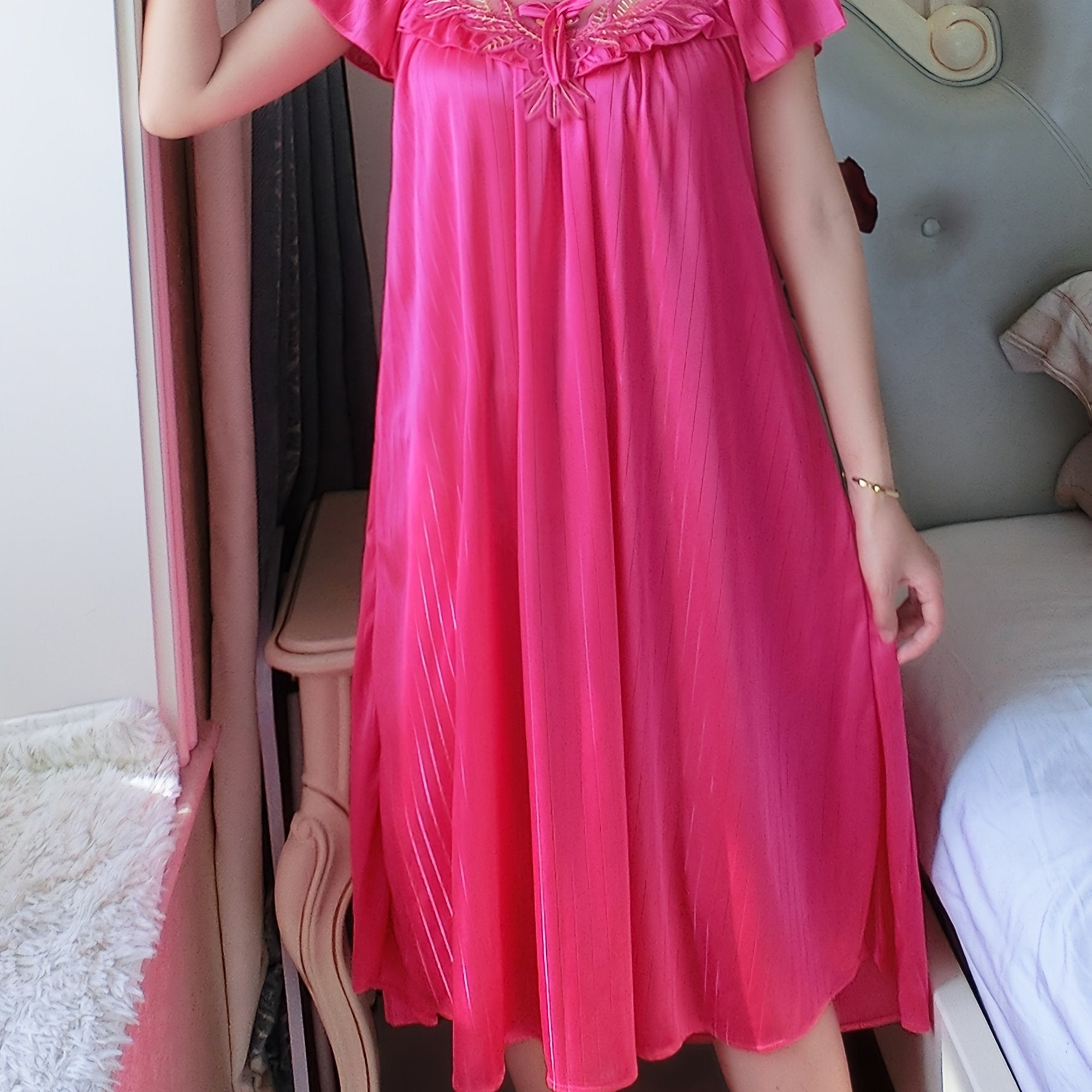 Cross-Border Sexy Women'S Nightgown Made of Lace, Plus Size, Solid Color Floral Sleepwear, Thin Short-Sleeve Lace Dress.