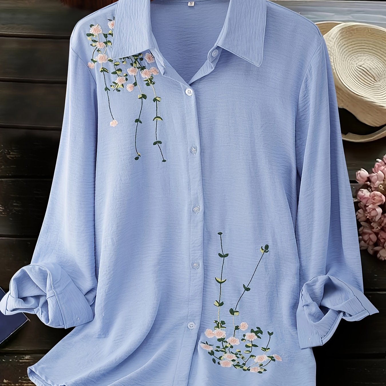 Large Size Women's Fashion Embroidered Blouse