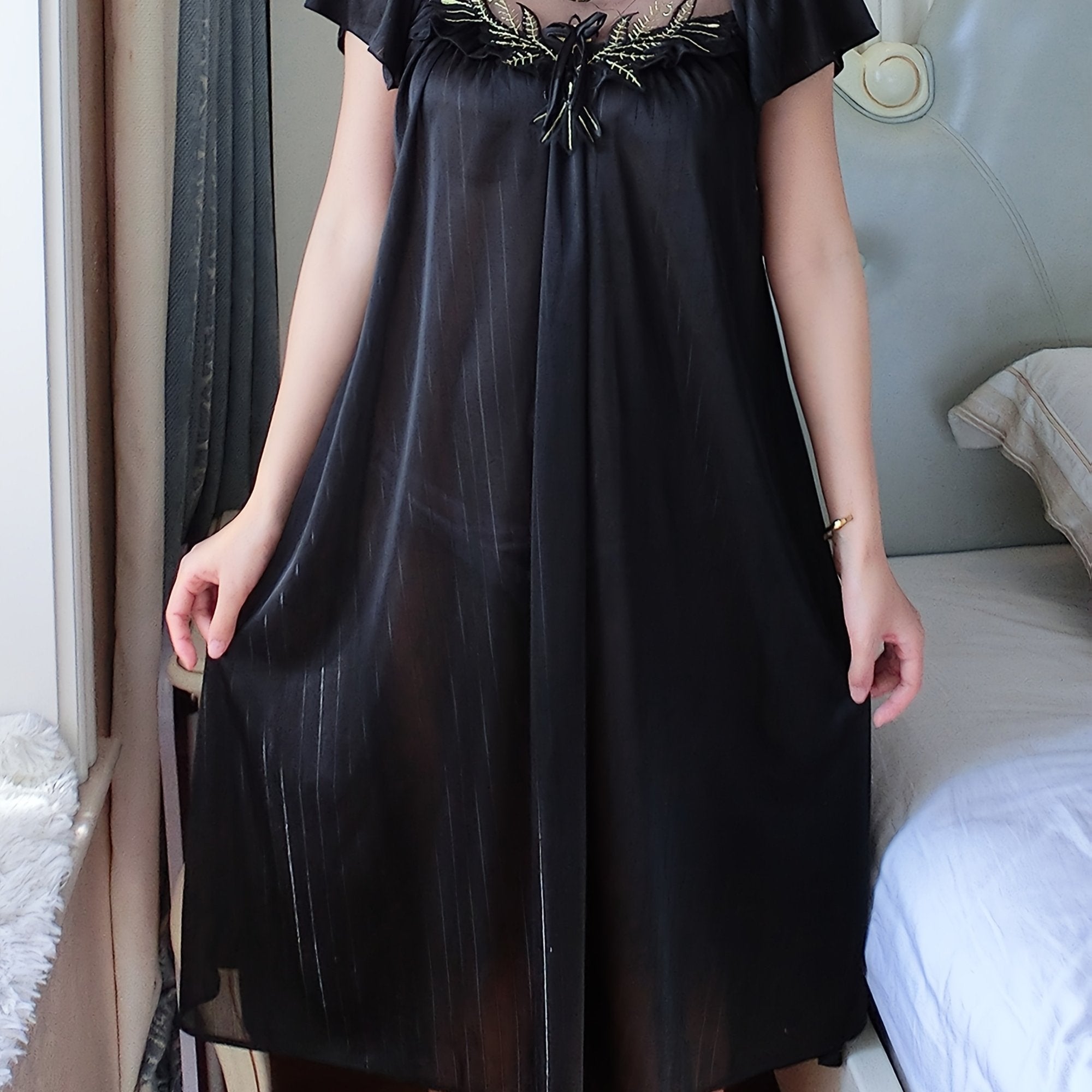 Cross-Border Sexy Women'S Nightgown Made of Lace, Plus Size, Solid Color Floral Sleepwear, Thin Short-Sleeve Lace Dress.