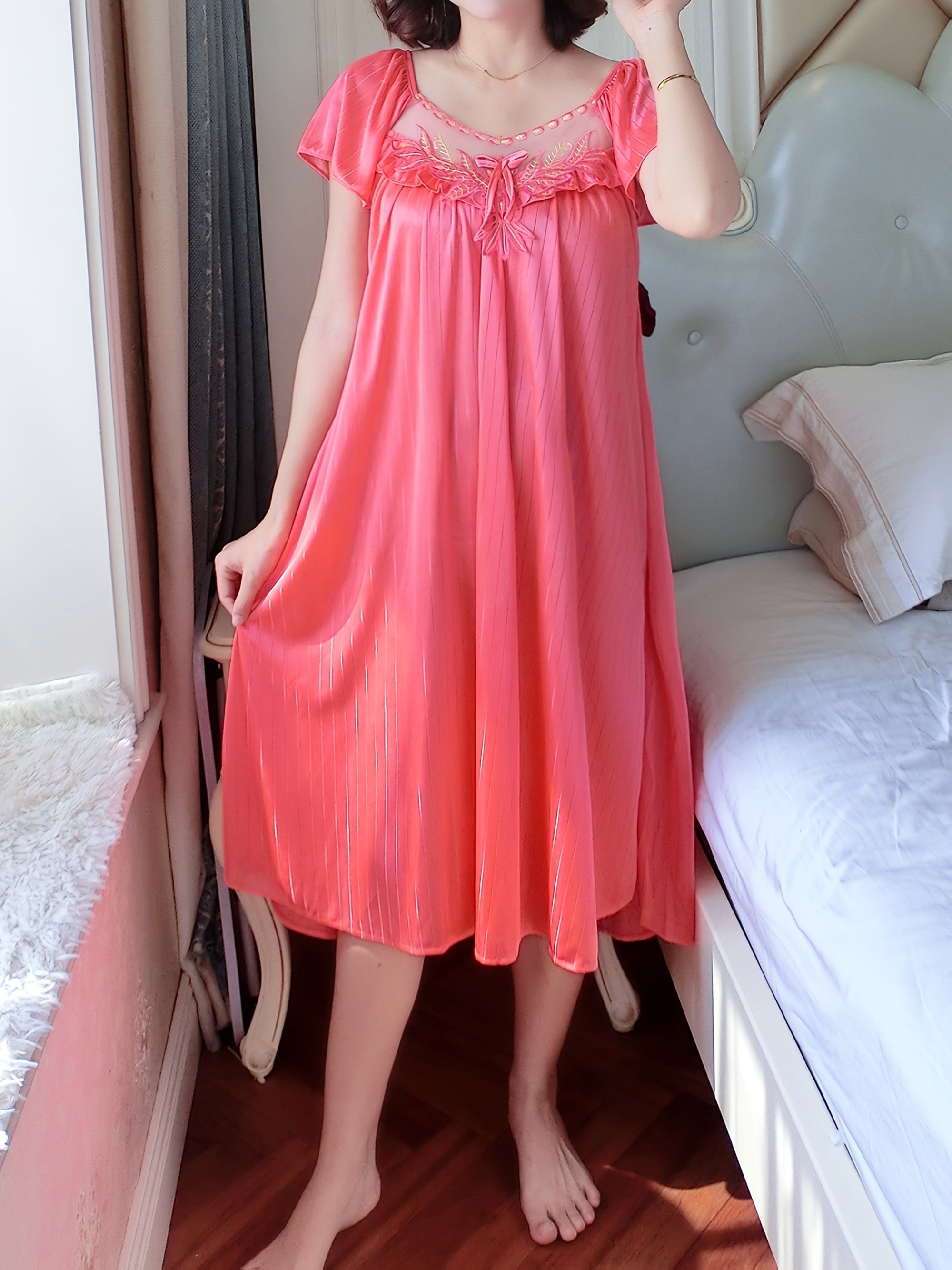 Cross-Border Sexy Women'S Nightgown Made of Lace, Plus Size, Solid Color Floral Sleepwear, Thin Short-Sleeve Lace Dress.