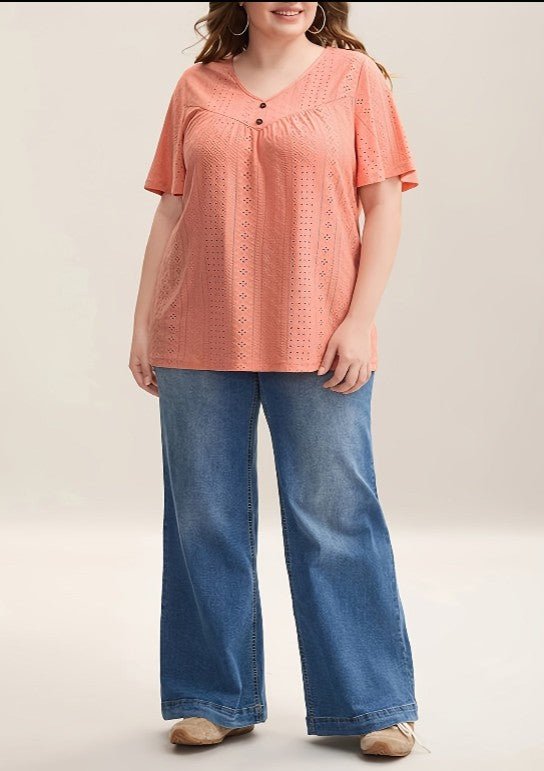 Curvy's Classic Fashion