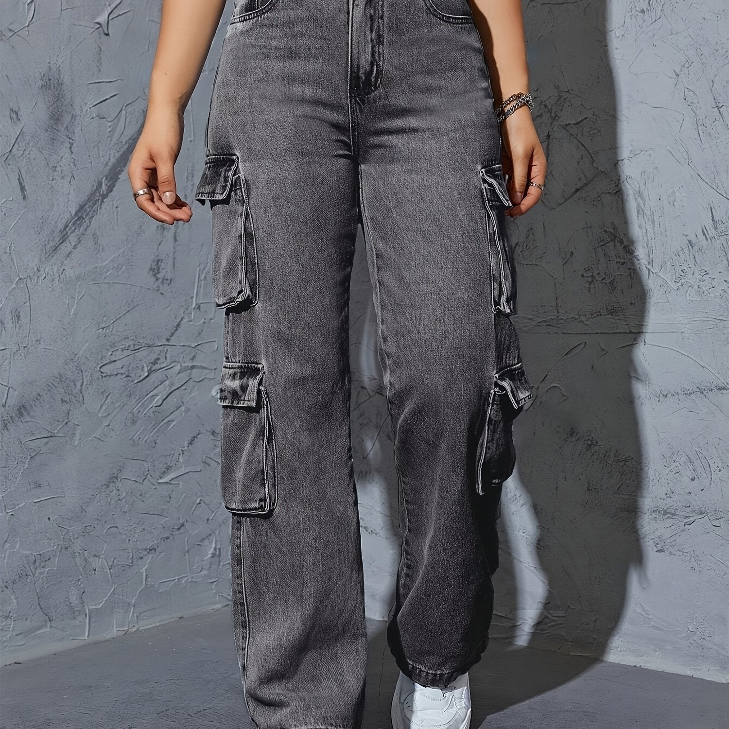 Stretchy High-Waist Women's Cargo Jeans