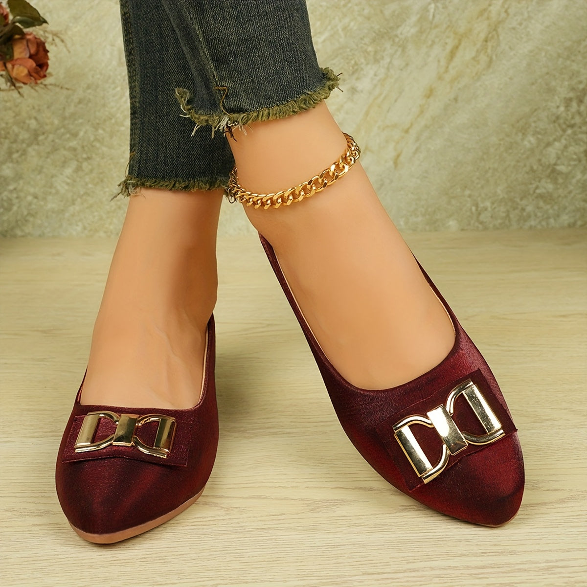 Comfortable Elegant Women's Red Slip-On Flats