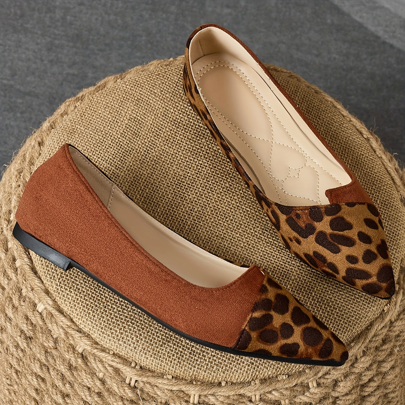 [Leopard Print Flat Shoes] Elegant Leopard Print Women's Flat Shoes | Perfect for Casual, Office, And Everyday Wear, Featuring a Pointed Toe And Rubber Sole