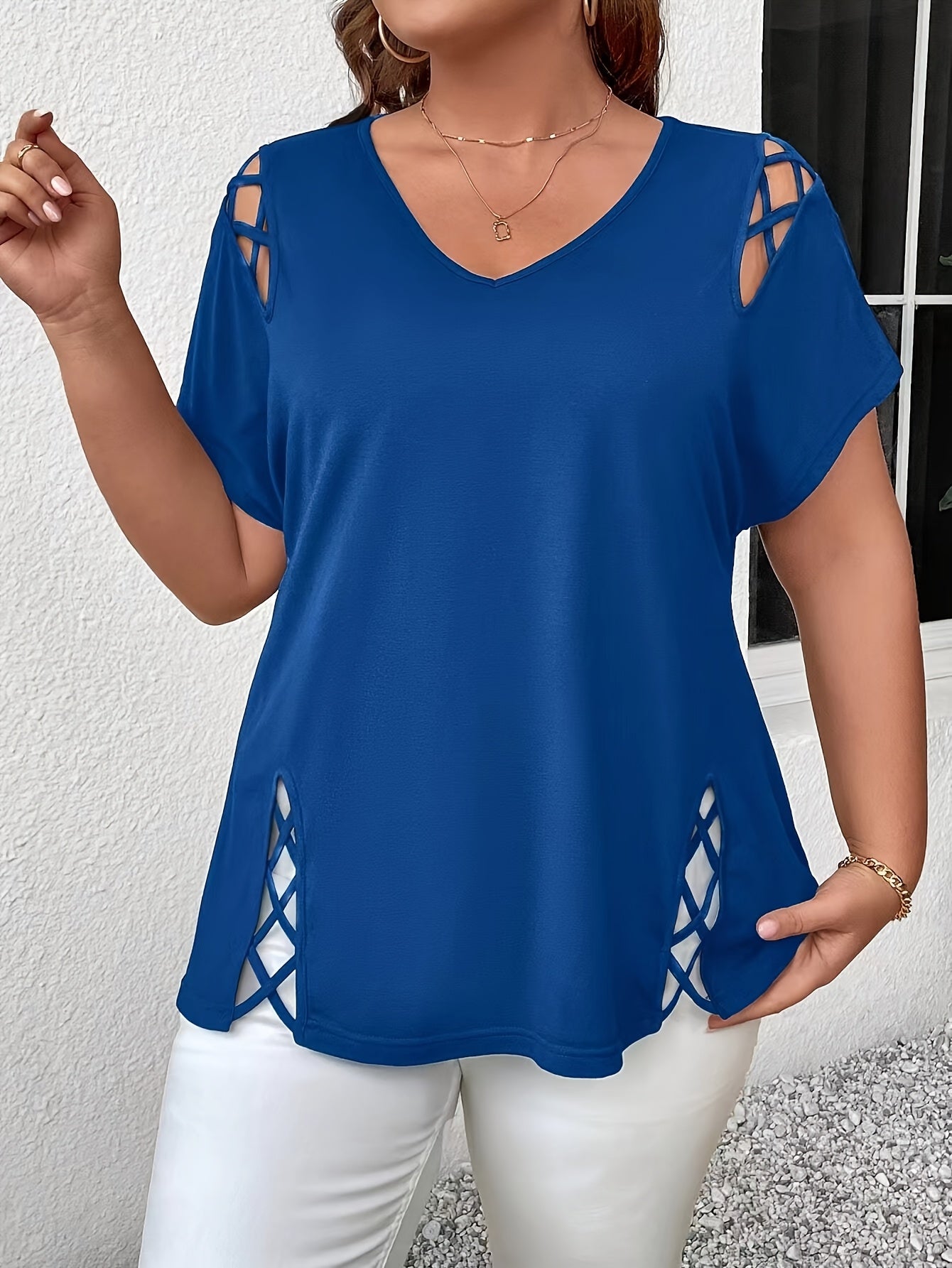[Elegant T-Shirt] Elegant Plus Size Women's V-Neck T-Shirt | Stretchy Solid Black Top for Spring/Summer, Resort Style Casual & Vacation Wear,
