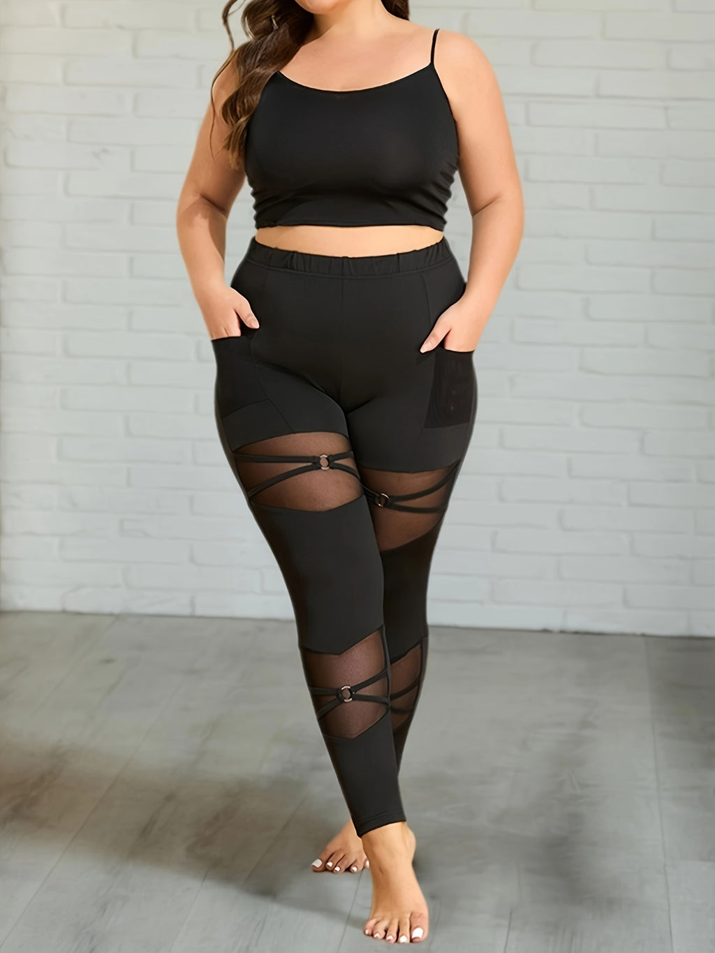 Elegant Plus-Size Knitted Leggings with a Mesh Pocket And Ring Buckle Design.