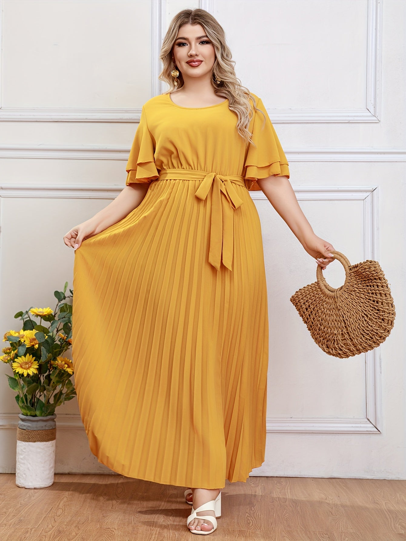 Simple pleated plus-size Women's dress