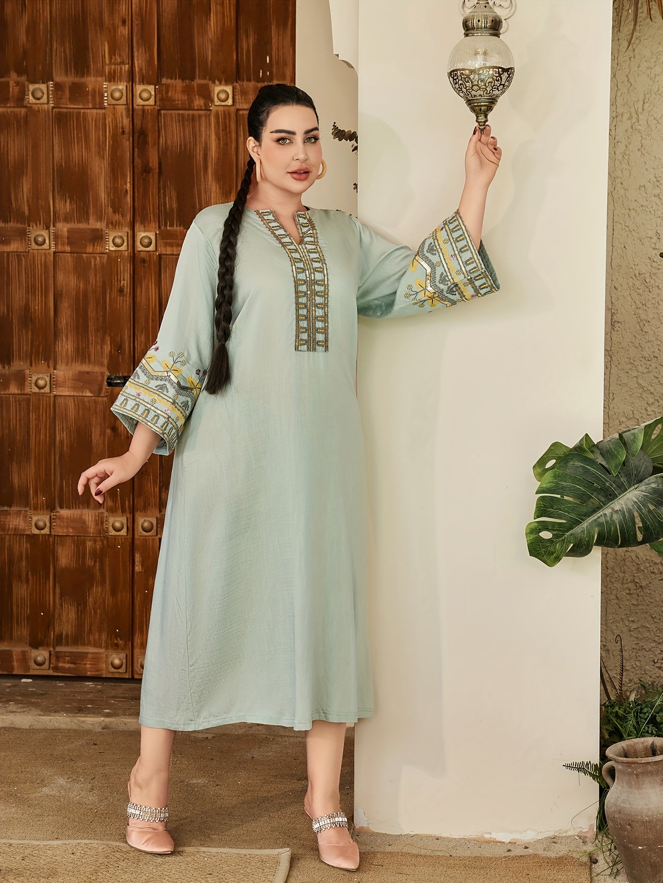 Embroidery Arabic Women's Elegant Dress JALABIA