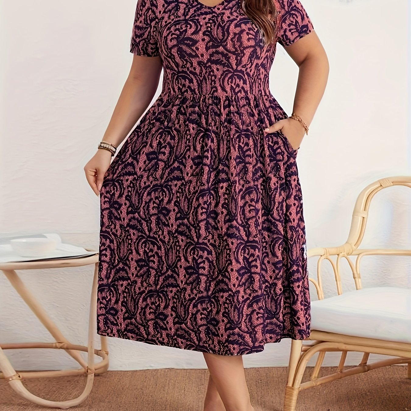 Women's Casual V-Neck Short Sleeve Dress