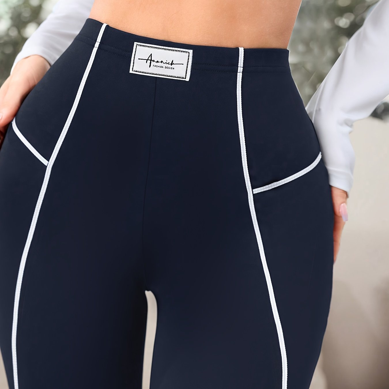 Comfortable Plus Size Women's High-Waisted Leggings with Contrast Trim