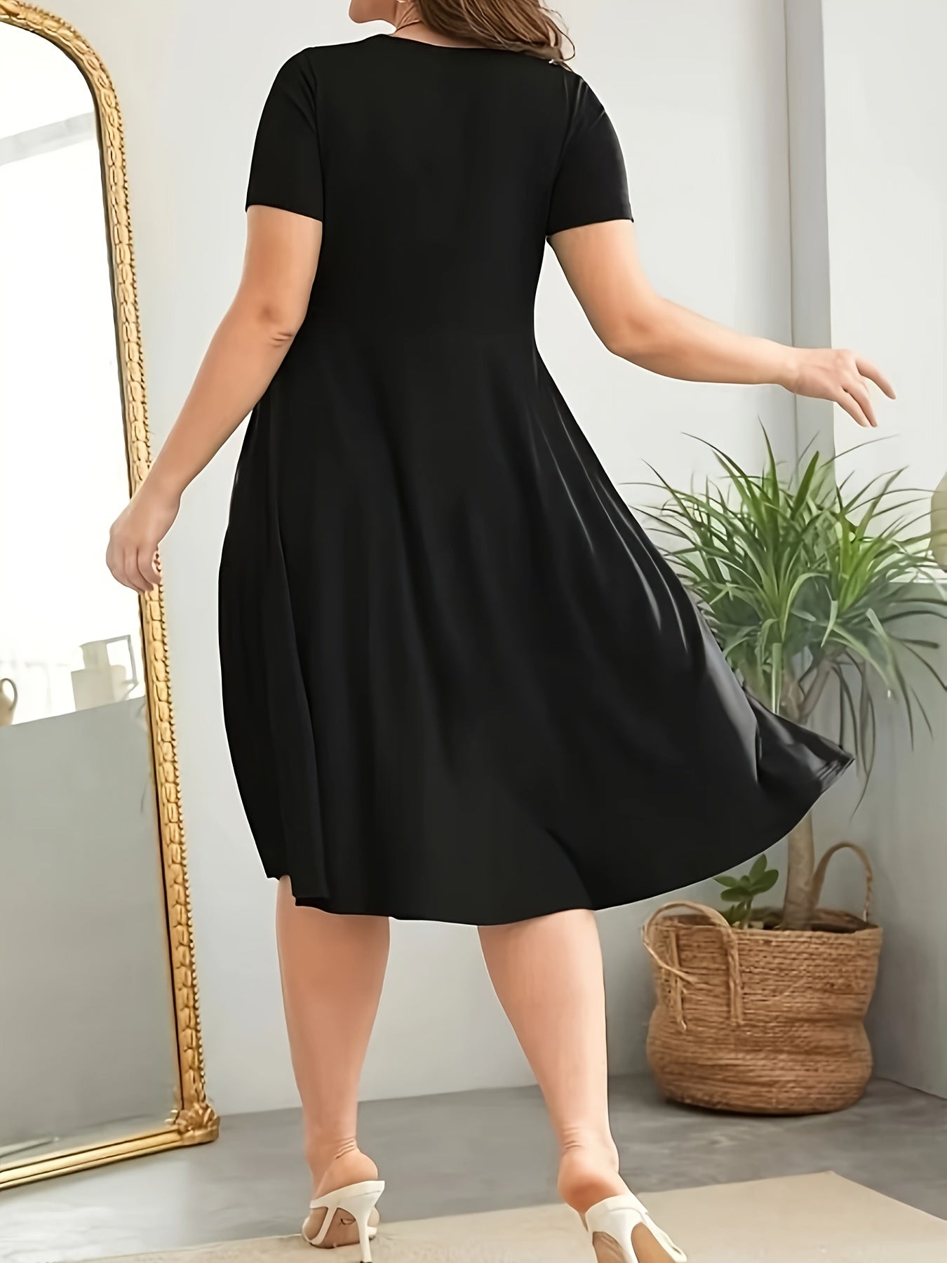 Elegant Plus Size V-Neck Dress with Button Details