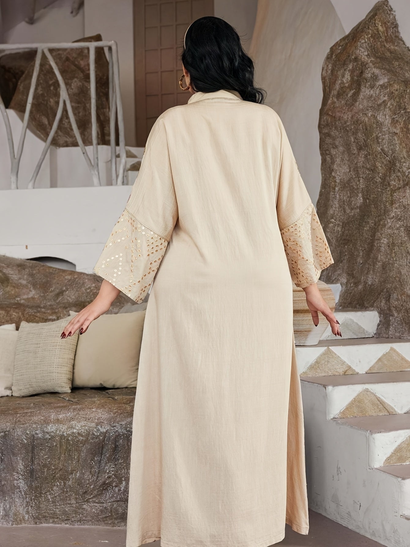 Elegant Arabic Women's Embroidery Dress