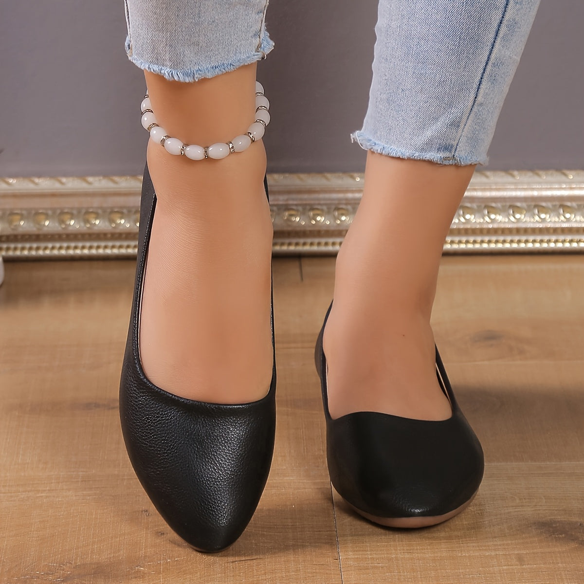 Lightweight Casual Women's Slip-On Flats