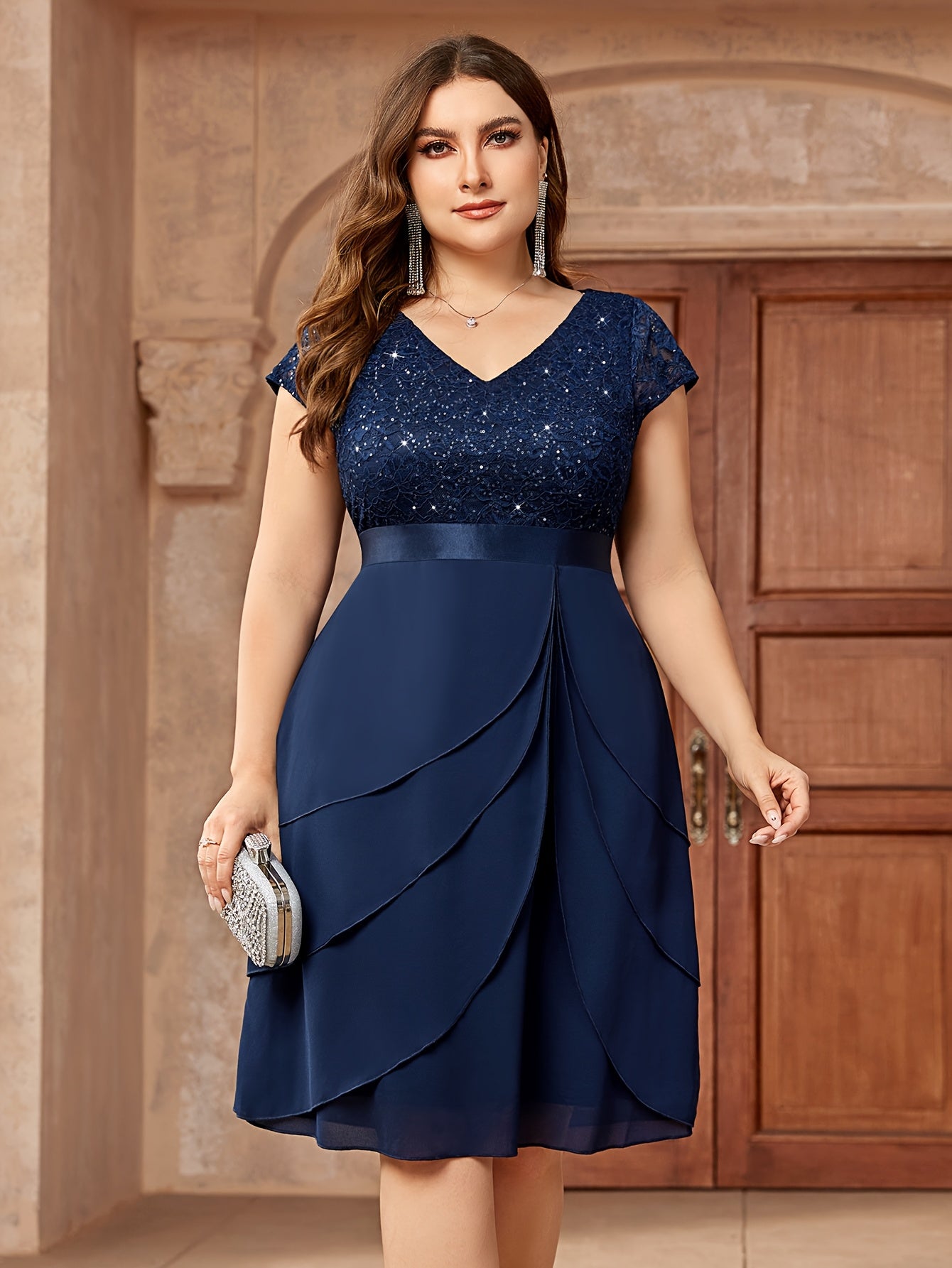 Elegant Plus Size Women'S Formal Dress with Lace Detailing and Tiered Chiffon Skirt - Perfect for Formal Parties and Evening Events, Formal