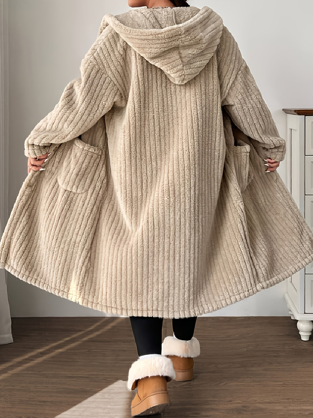 Plus-Size Women's Hooded Long-Sleeve Plush Coat