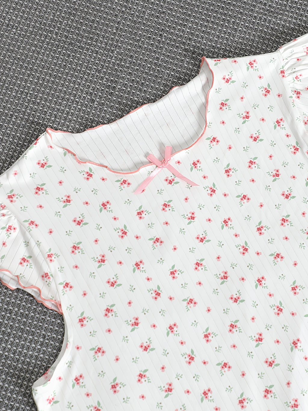 Women's Plus Size Floral Print Nightgown - Elegant Ruffled Short Sleeve Sleep Dress with Round Neck, Soft Breathable Fabric, Machine