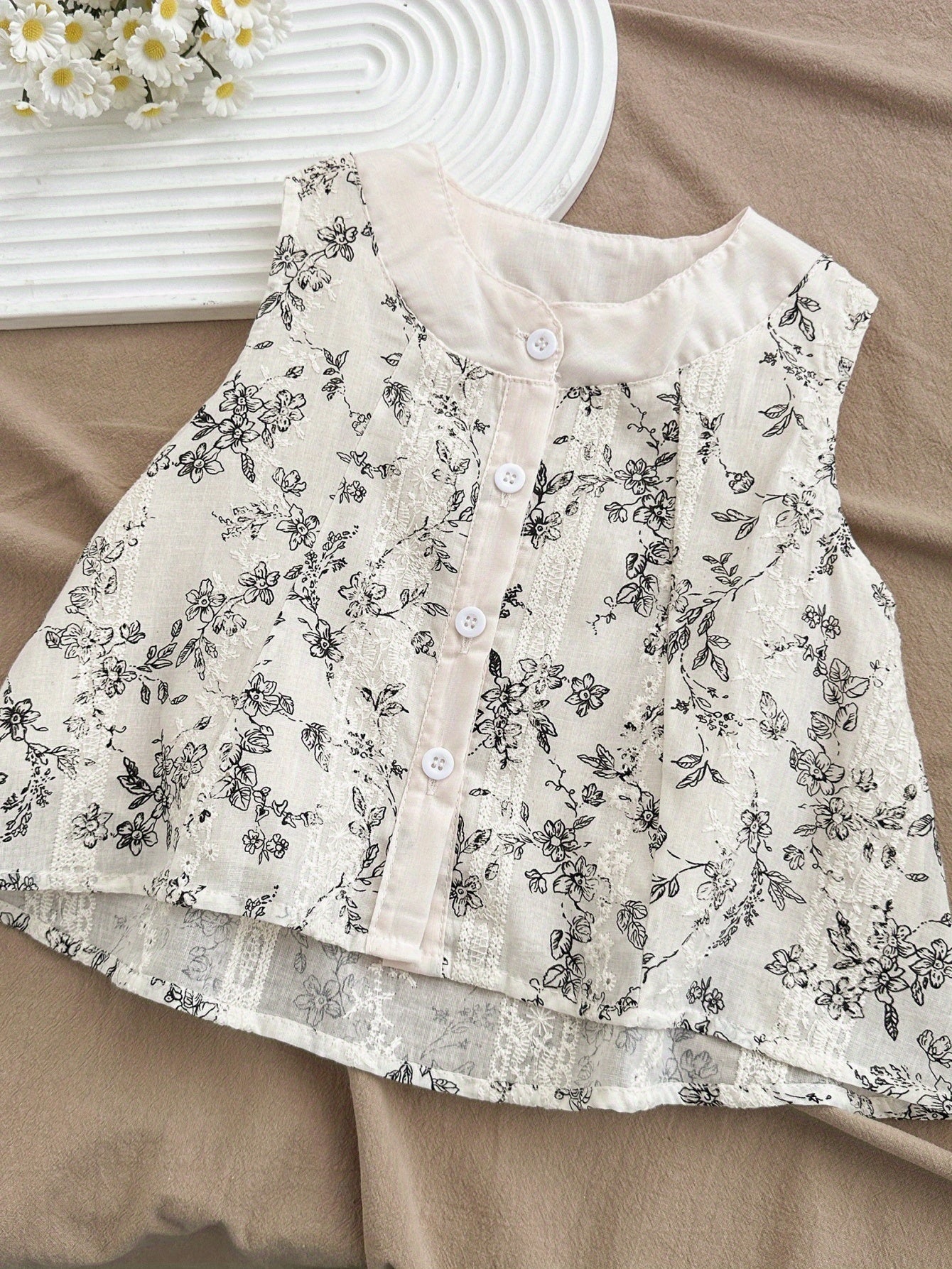 Two-piece Sleeveless Top + Solid Color Wide-Leg Pant