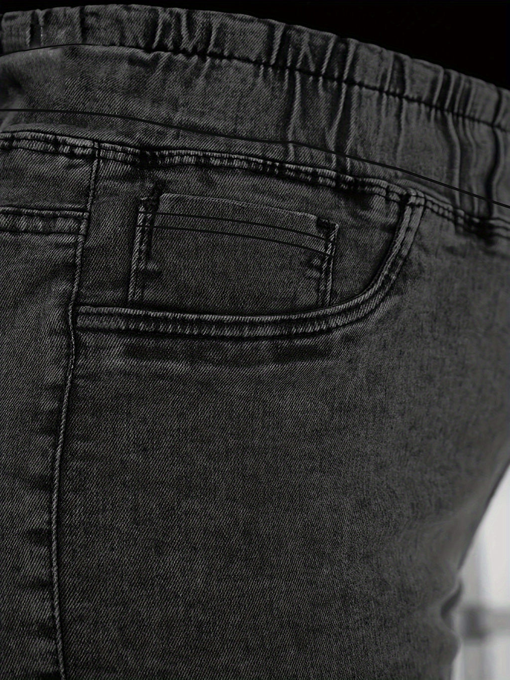 Women's Plus Size Tapered Carrot Jeans with Washed Detail - Casual Denim Pants