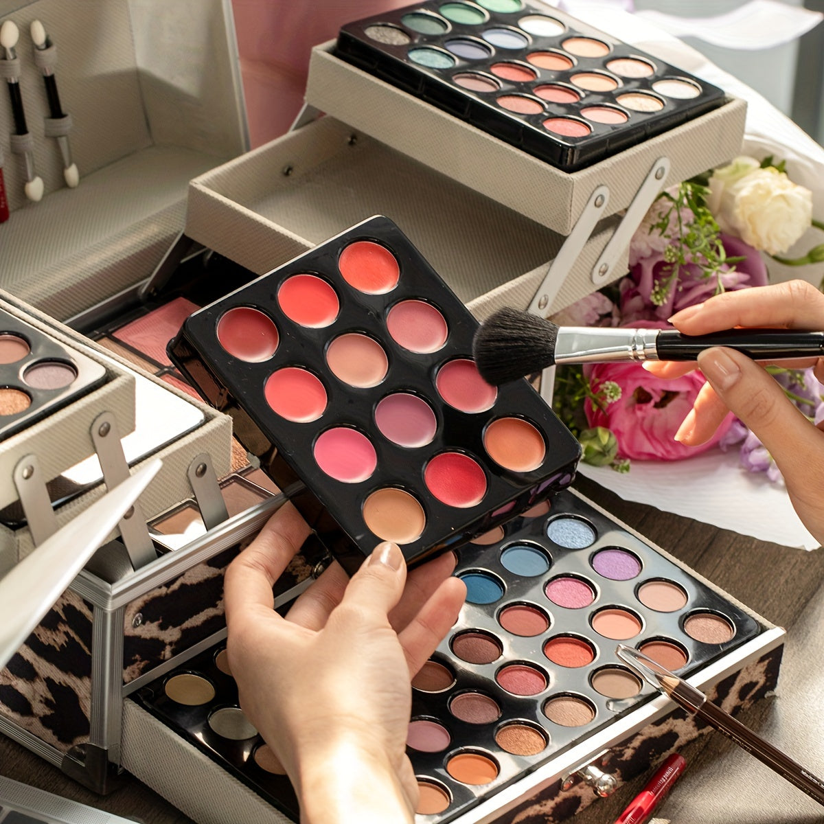 127pcs Leopard Print Makeup Gift Box, Eyeshadow Blush Highlighter Small Mirror Makeup Brush Multi-Purpose Women's Makeup Set, Surprise