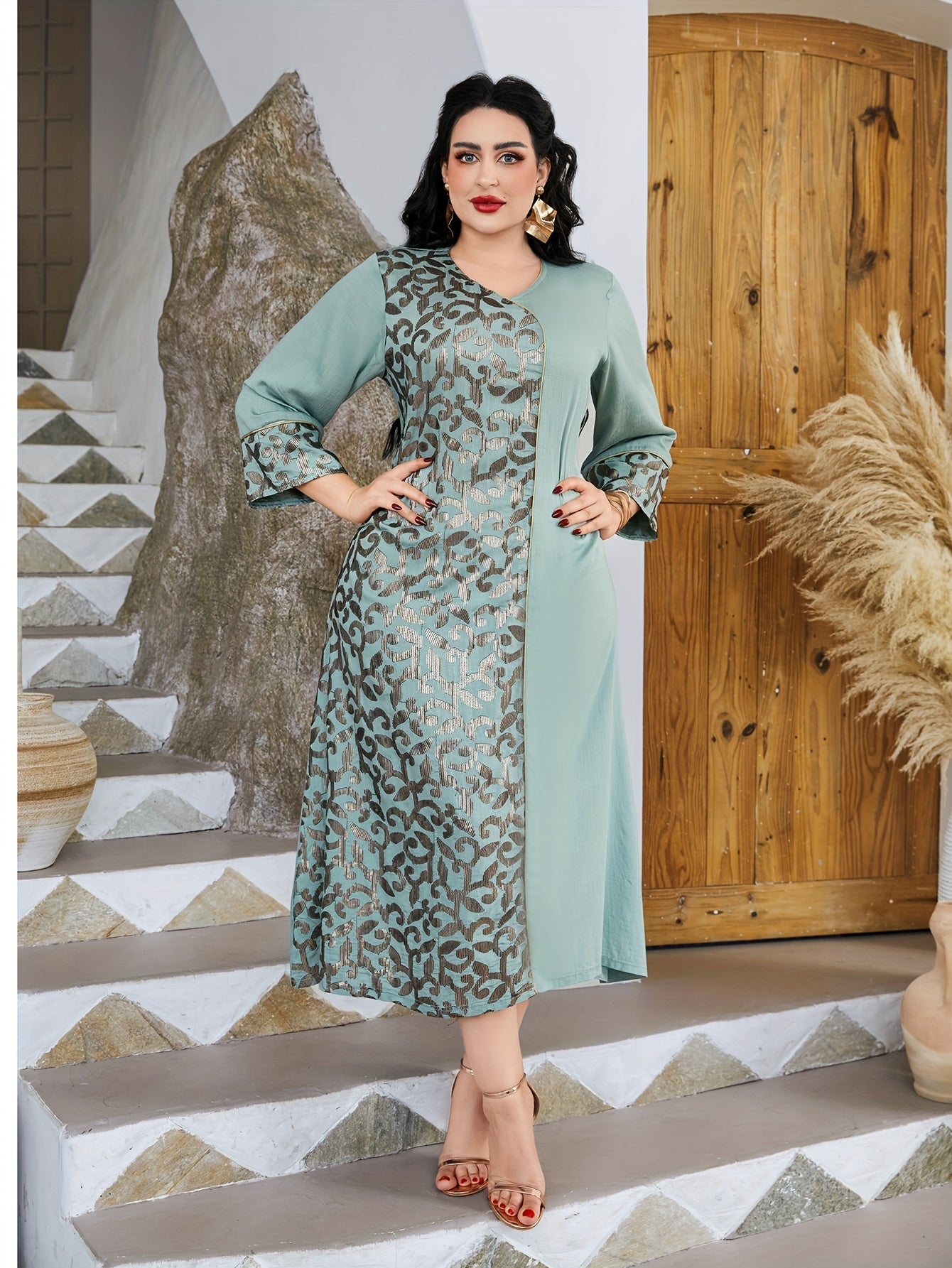 Oriental Elegant JALABIAV Dress with Asymmetrical Splice Design