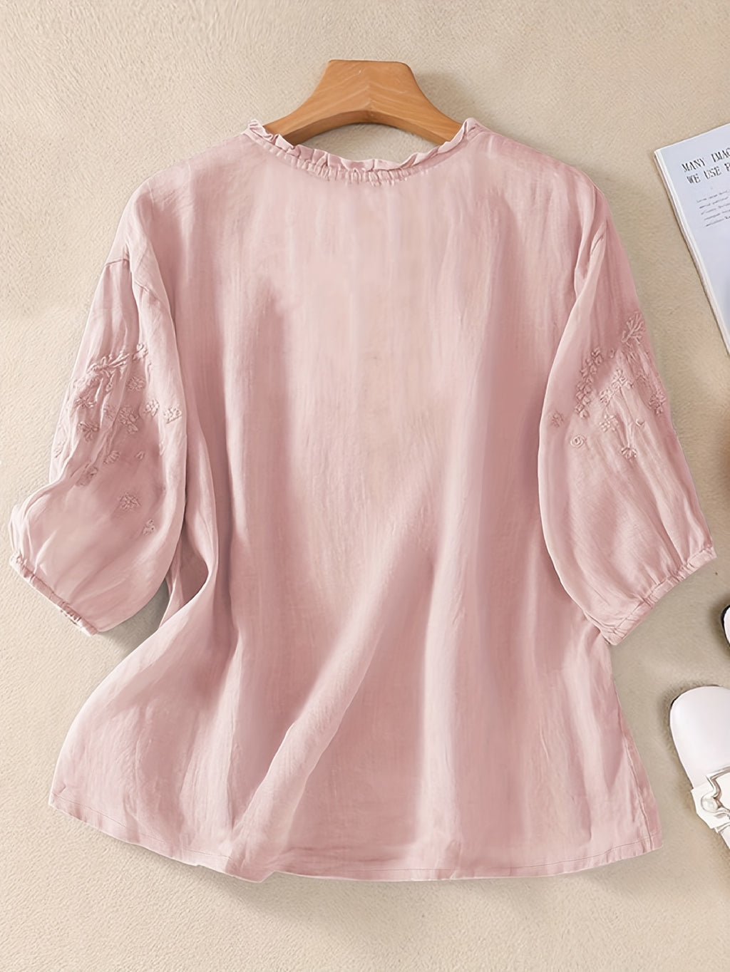 Women's Spring/Summer Embroidered Loose Fit Retro Mid-Sleeve Blouse