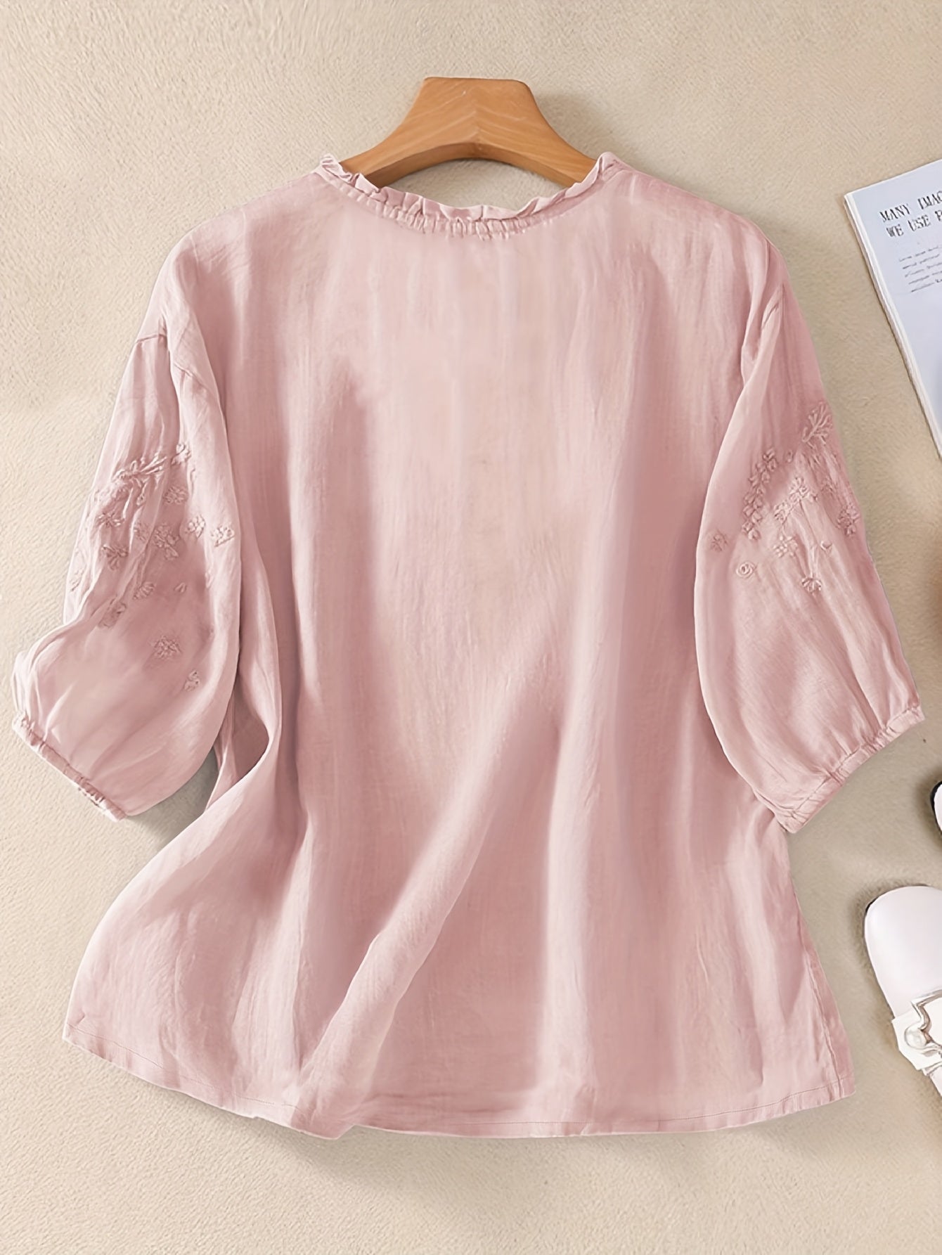 Women's Spring/Summer Embroidered Loose Fit Retro Mid-Sleeve Blouse