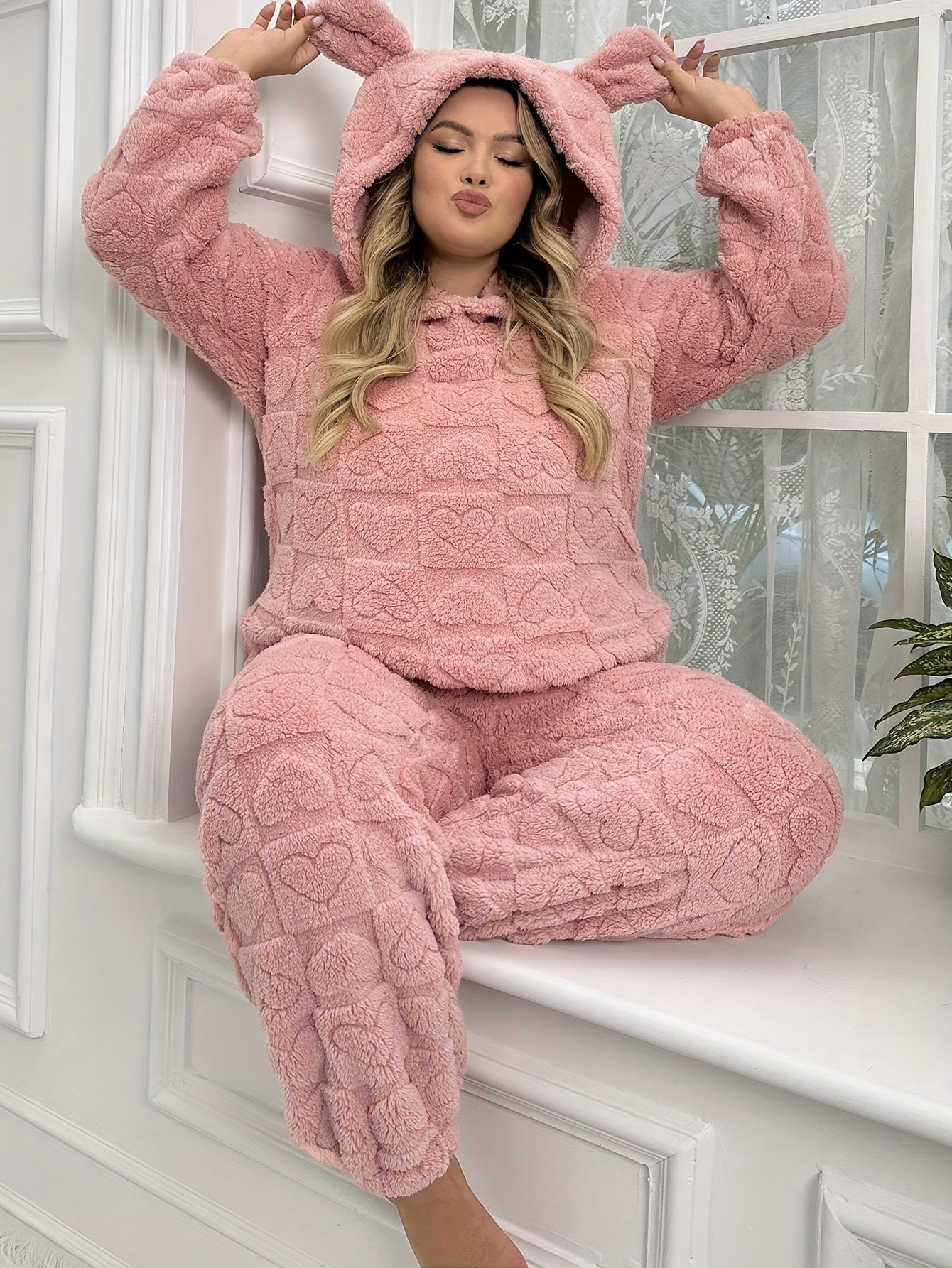 Cozy Pink Heart Plush Hooded Pajama Set with 3D Ears - Long Sleeve & Pants