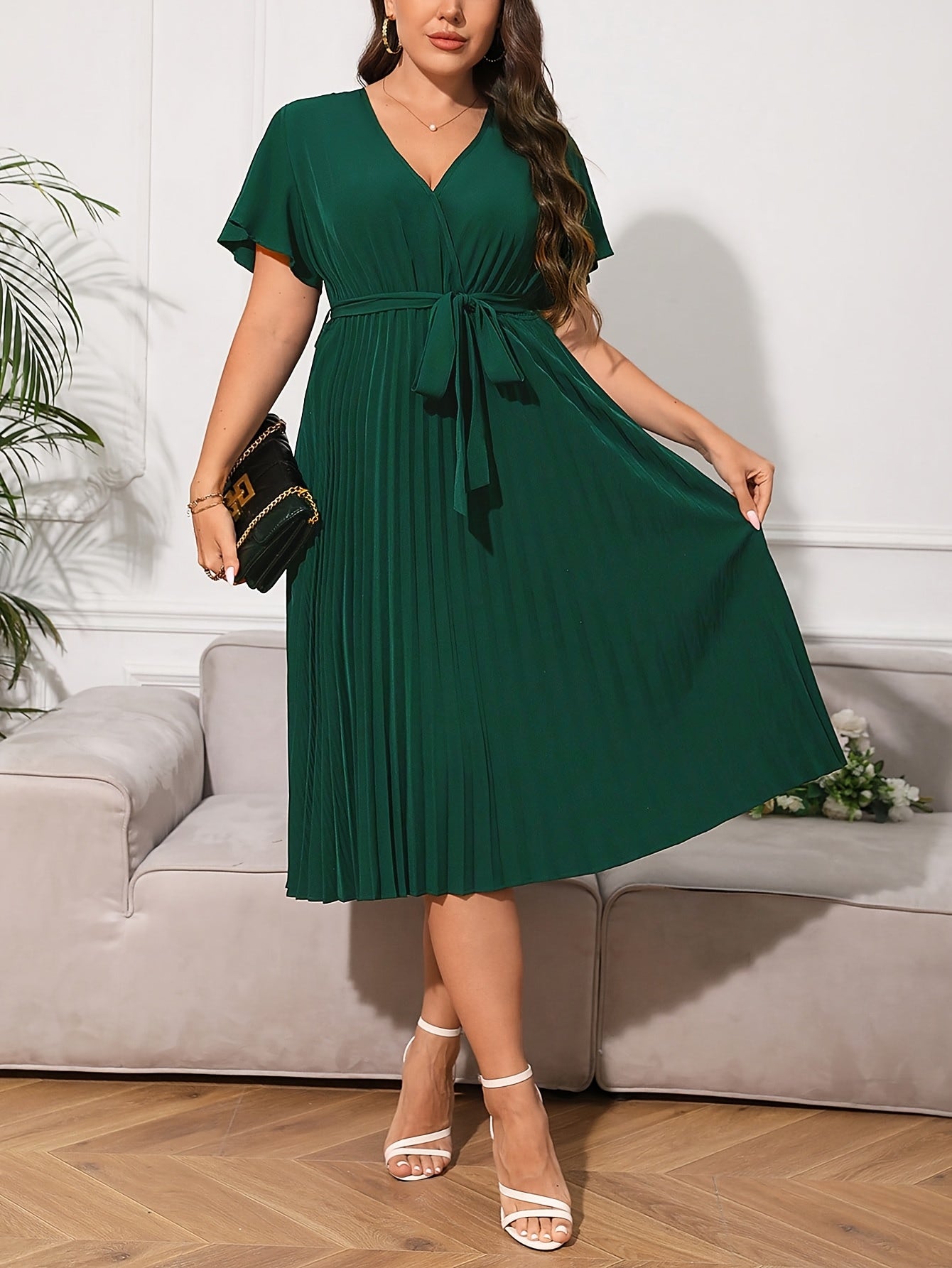 2025 Plus Size Women's Elegant V-Neck Pleated Waist Dress - Fitted Top & Flowy Skirt, Machine Washable Solid Color Spring/Summer Casual to