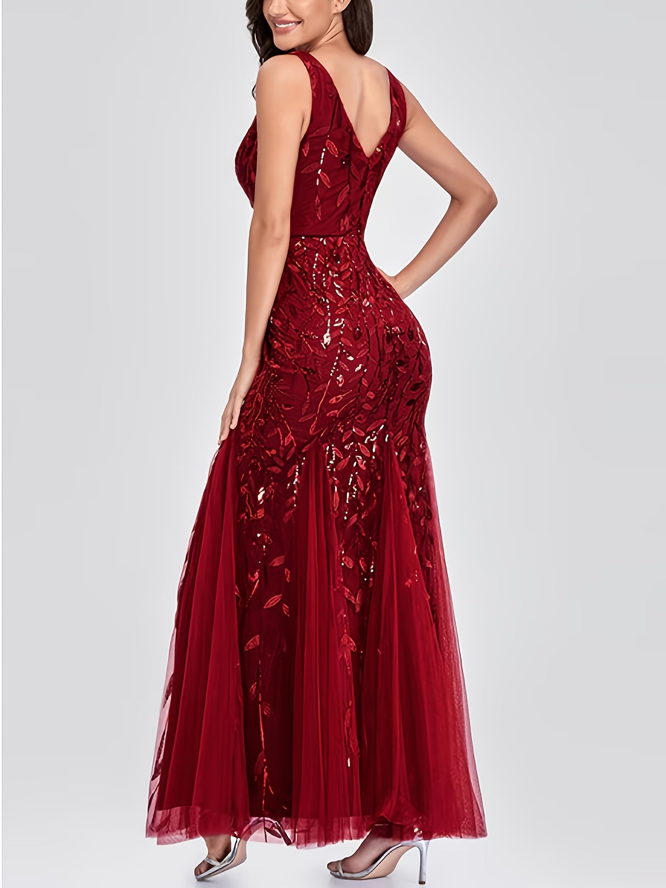 Elegant Embroidered Multi-Color Dresses, Hip-Wrapping Mermaid Skirt with Lace,  Christmas Party