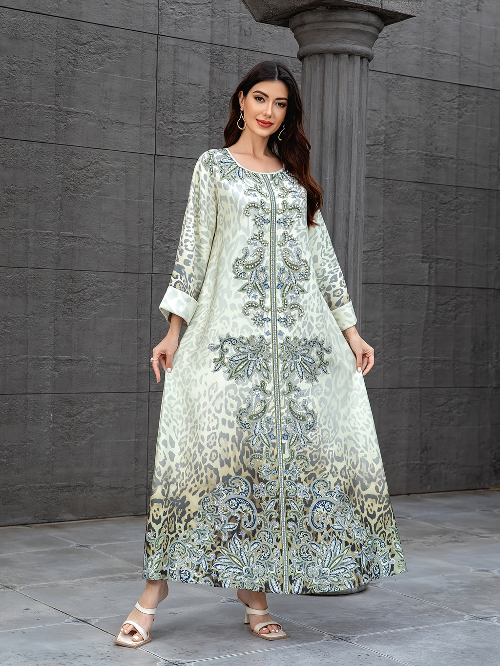 Long robe for Women, Middle East Fashion