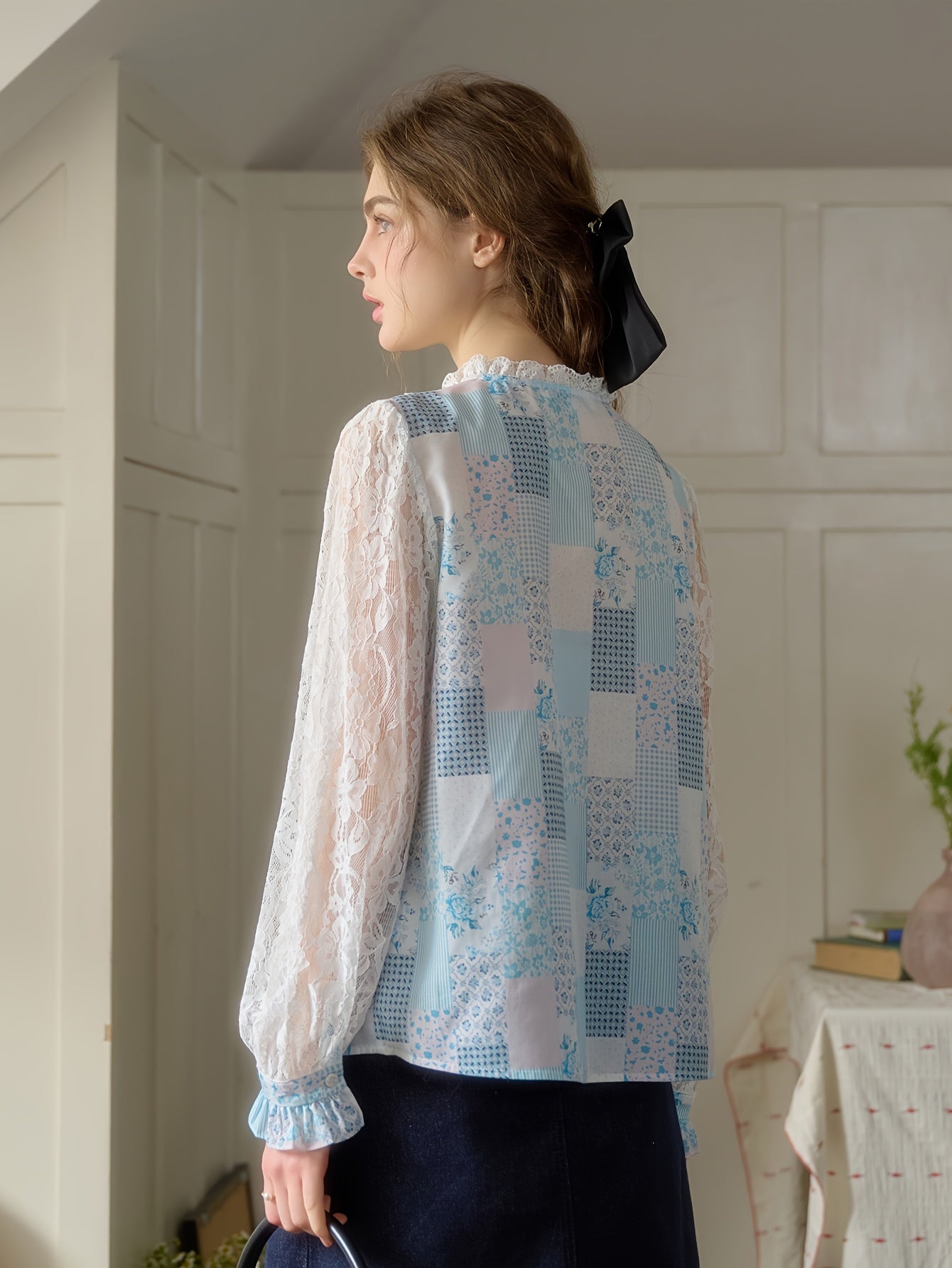 Women's Autumn Winter Loose Fit Blouse - Elegant Stand-Up Collar with Lace Patchwork