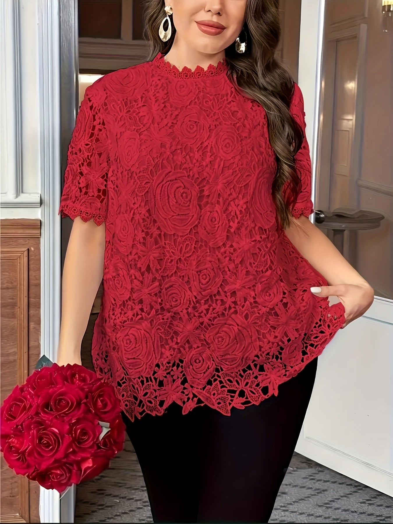 Floral Plus Size Women's Blouse, Crew Neck, Short Sleeve