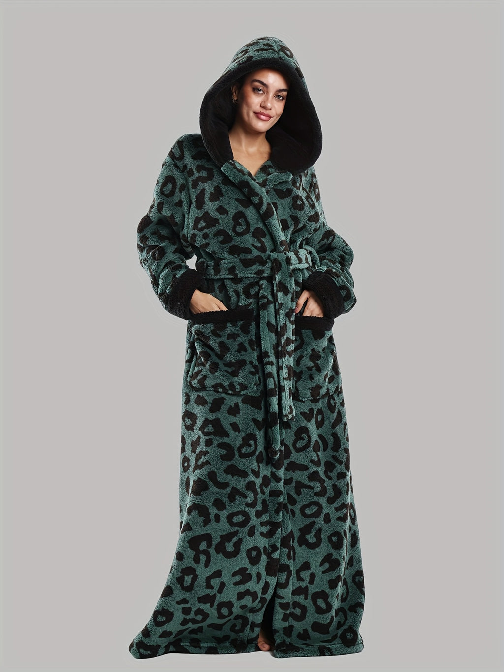 Leopard Print Series - Women's Autumn and Winter - Long Sleeve Hooded Bathrobe