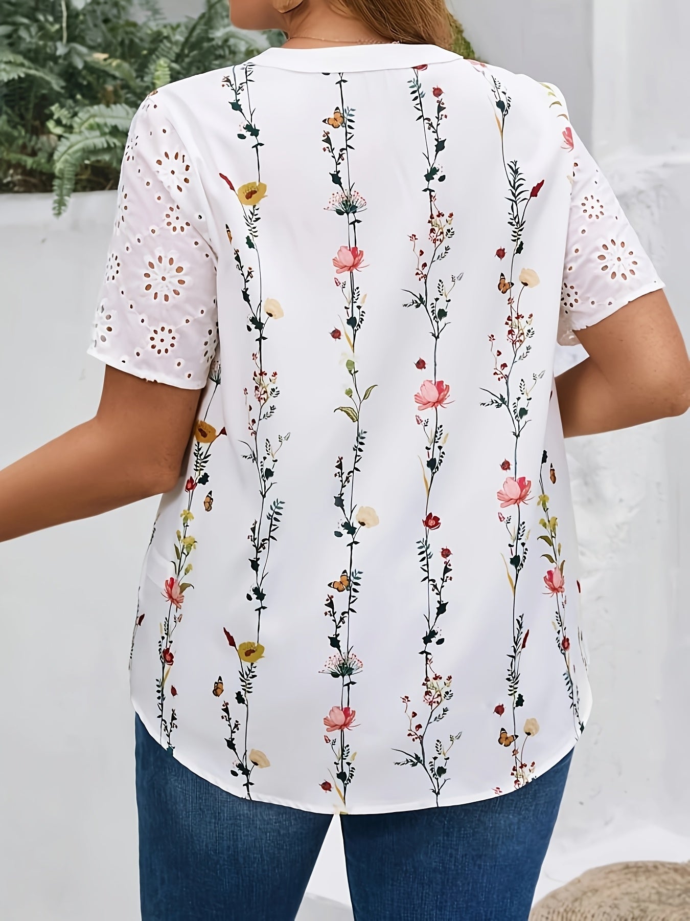 Plus Size Floral Print Button Blouse - Elegant Short Sleeve Top with Relaxed Fit