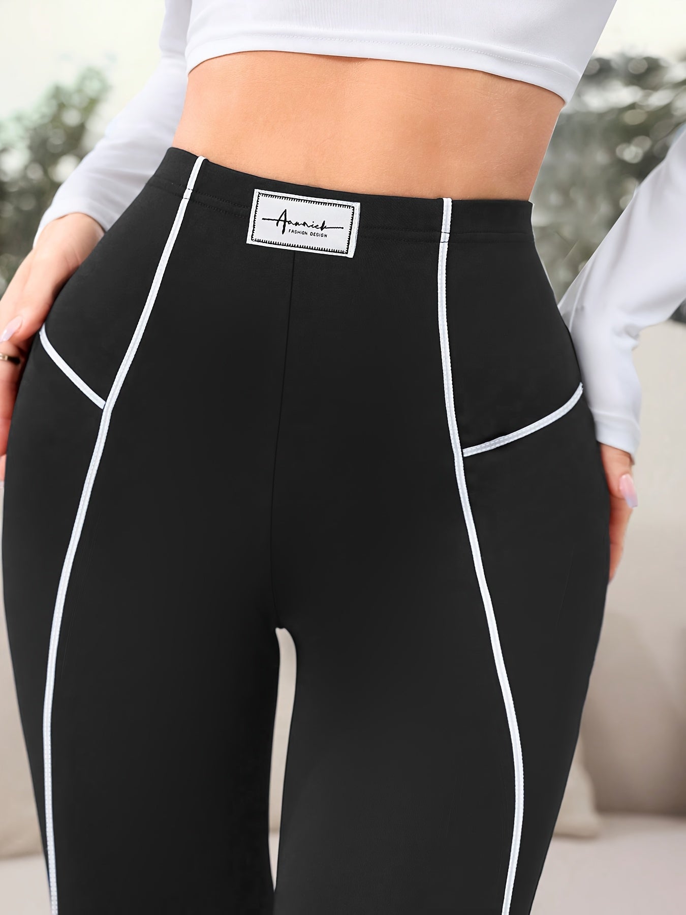 Comfortable Plus Size Women's High-Waisted Leggings with Contrast Trim