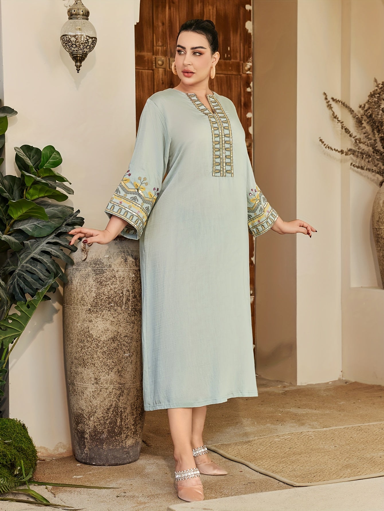 Embroidery Arabic Women's Elegant Dress JALABIA