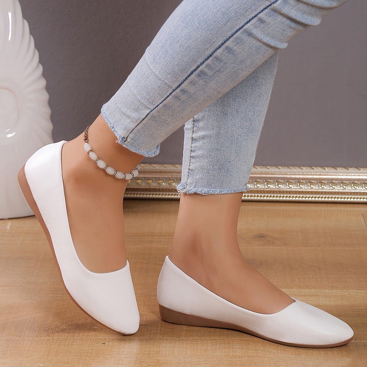Lightweight Casual Women's Slip-On Flats