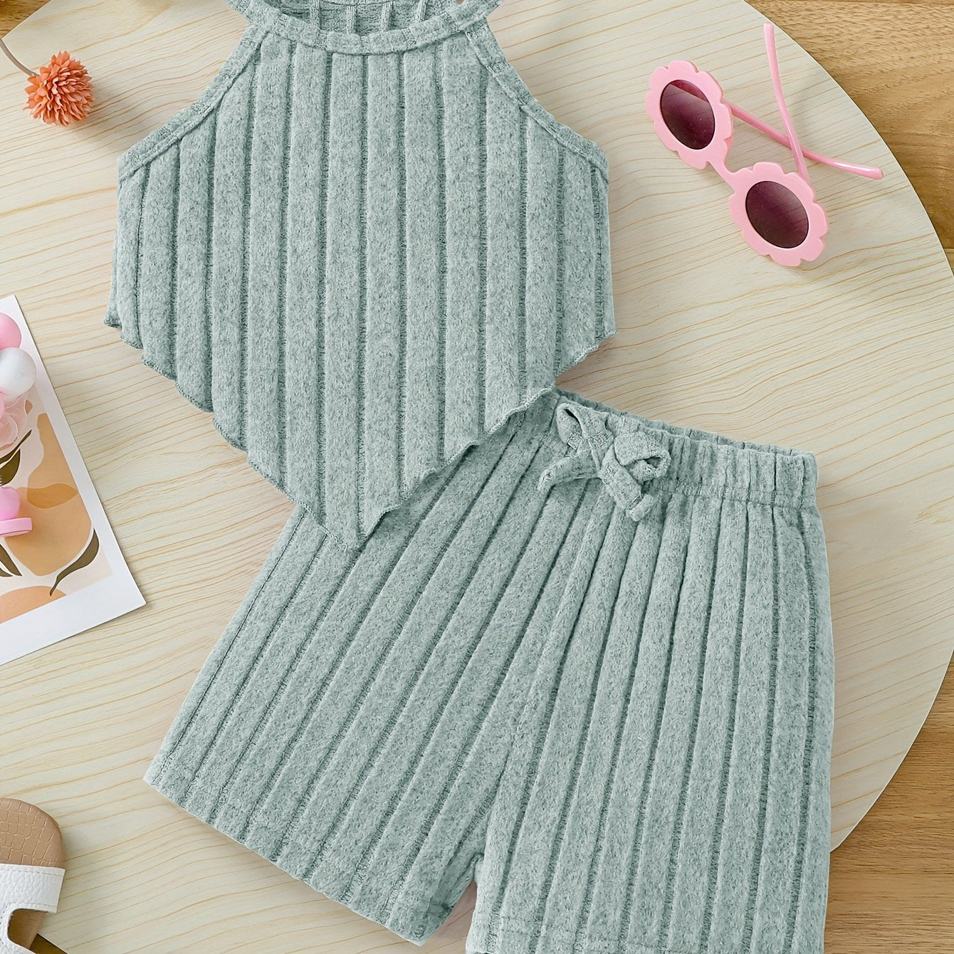 2pcs Summer Girls' Solid Color Crop Top and Bow-Decorated Striped Pants Set