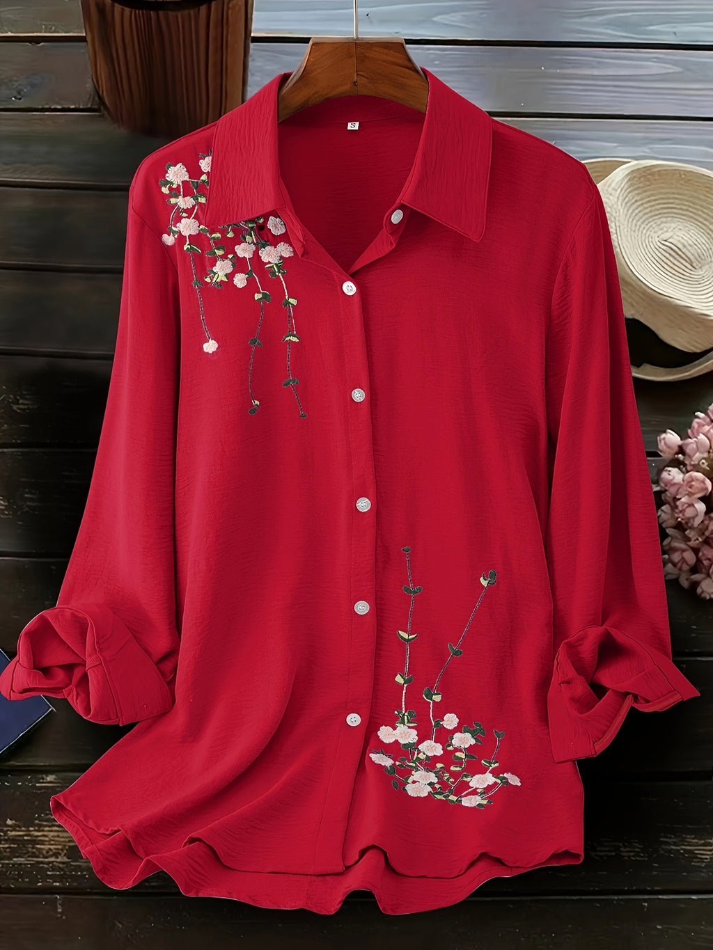 Large Size Women's Fashion Embroidered Blouse