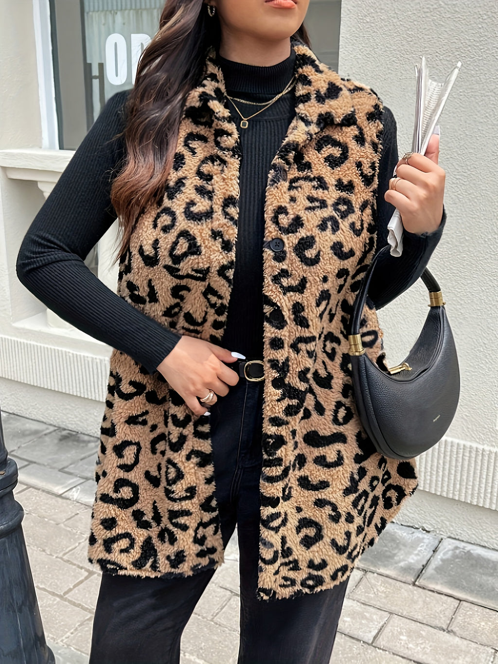 Plus-Size Sleeveless Casual Jacket in Leopard Print for Women
