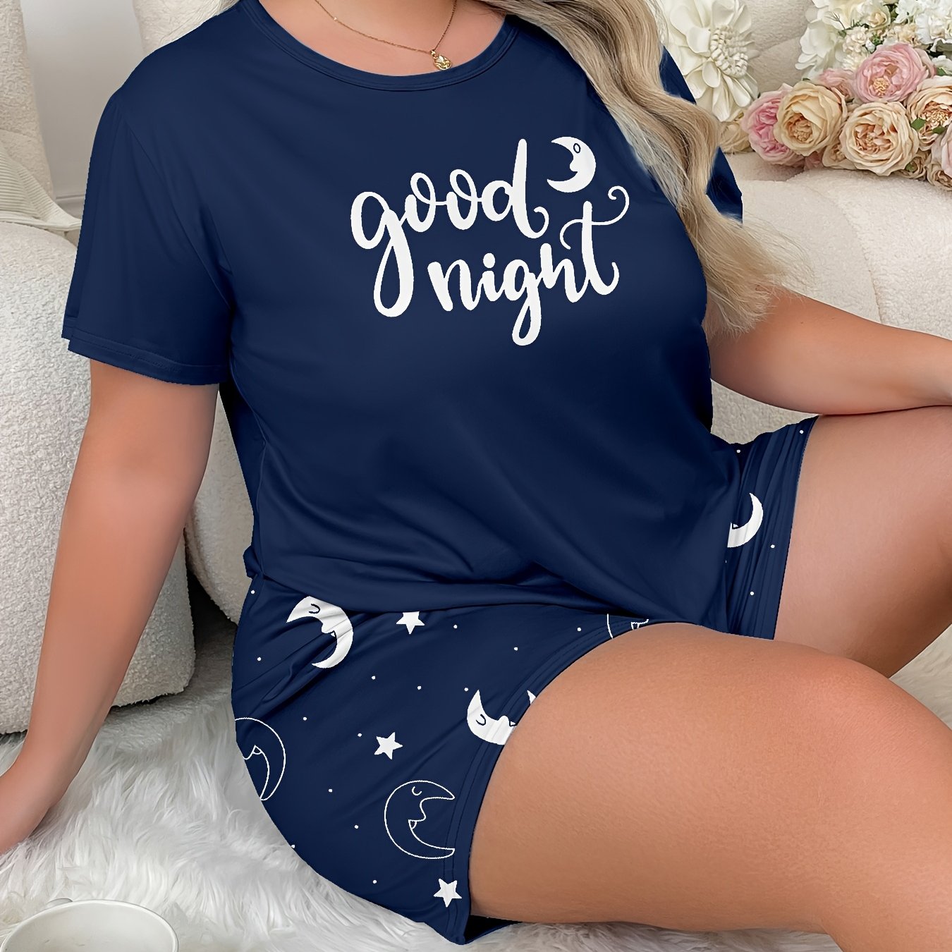 Spring And Summer Letter Moon Print Women'S Loungewear Short-Sleeve Shorts Set Suitable for Outdoor Wear.