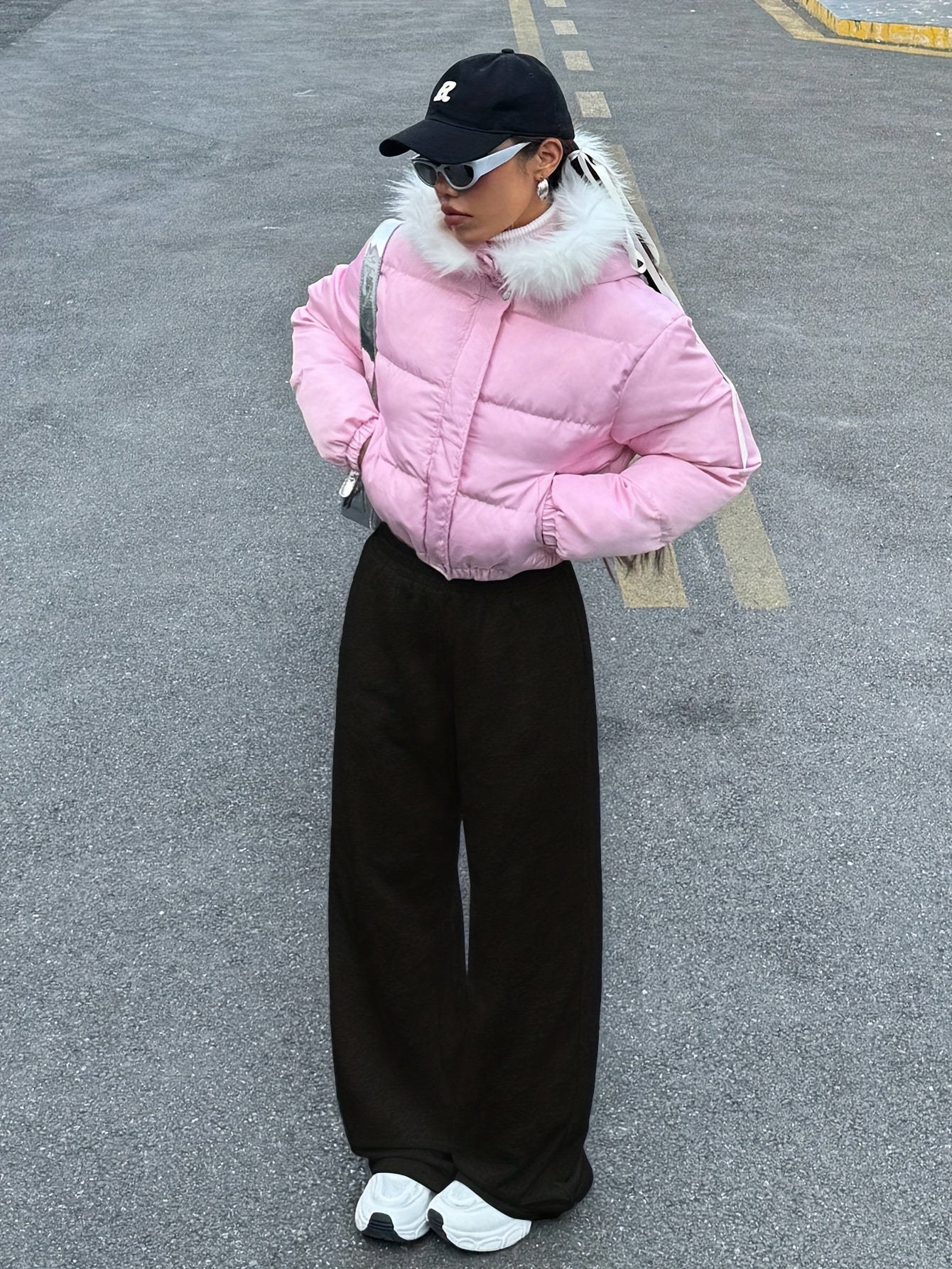 Women's Jogger Pants - Elastic Waistband Wide-Leg Lounge Pants with Side Pockets