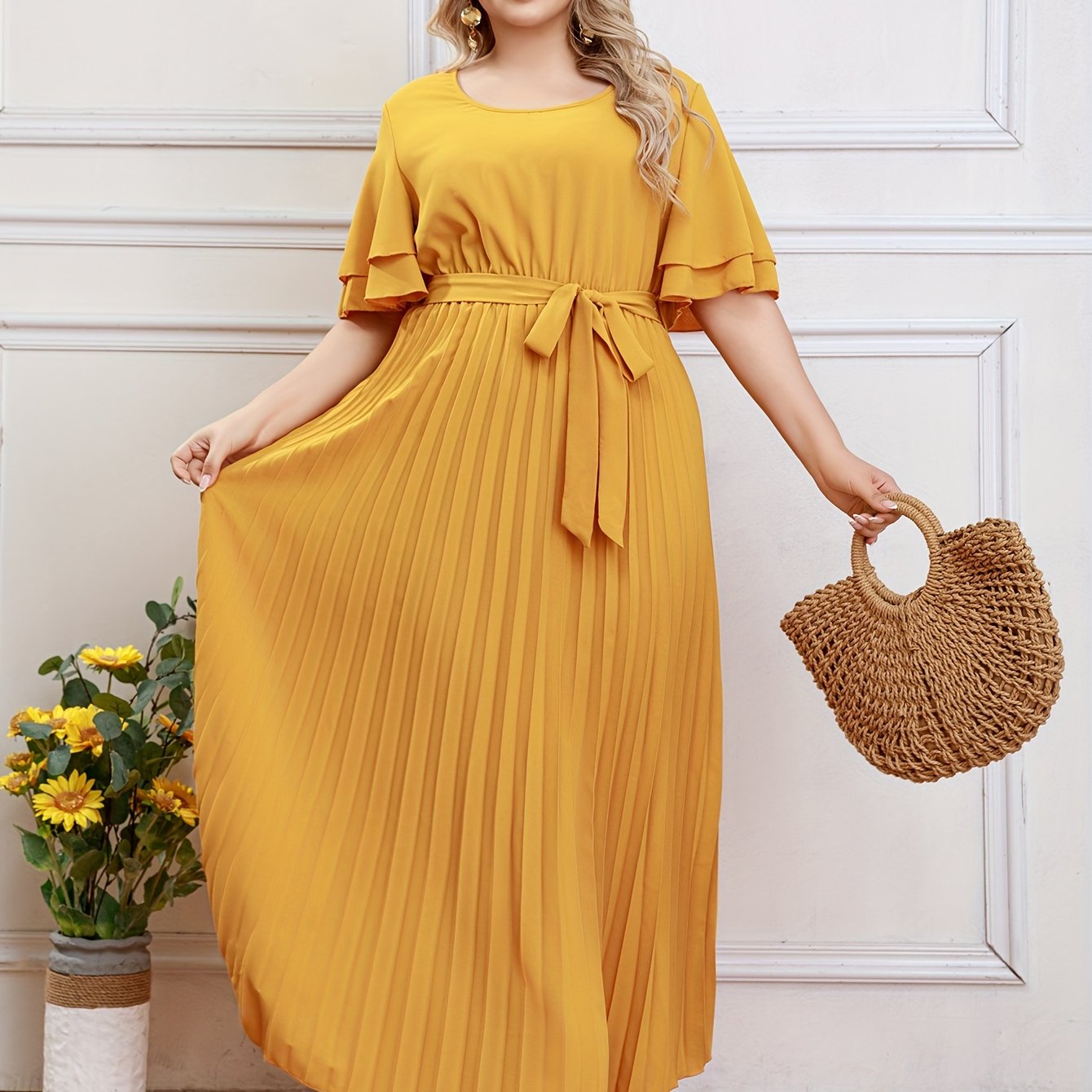 Simple pleated plus-size Women's dress