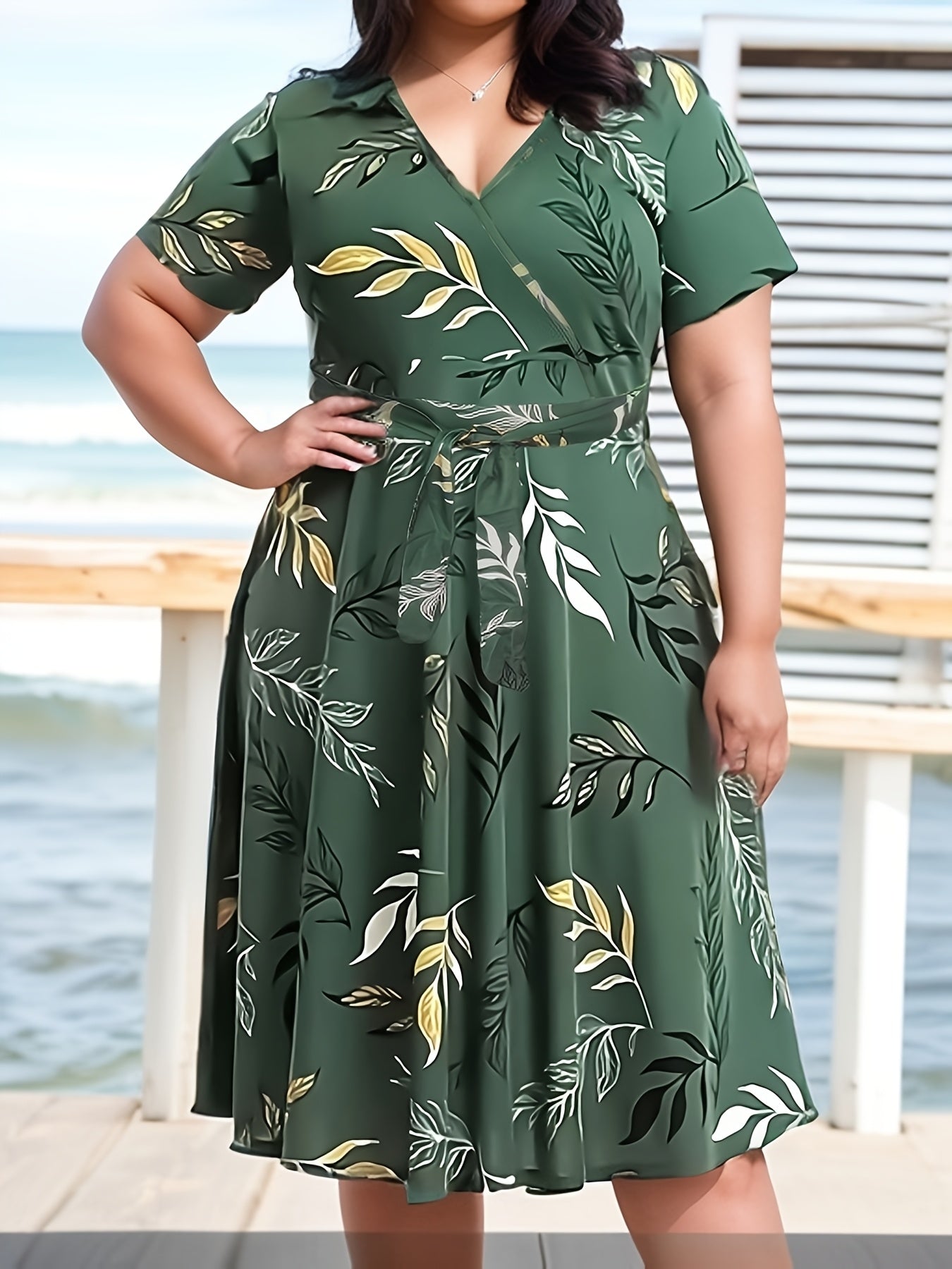 Plus Size Elegant Leaf Print Midi Dress, Short Sleeve