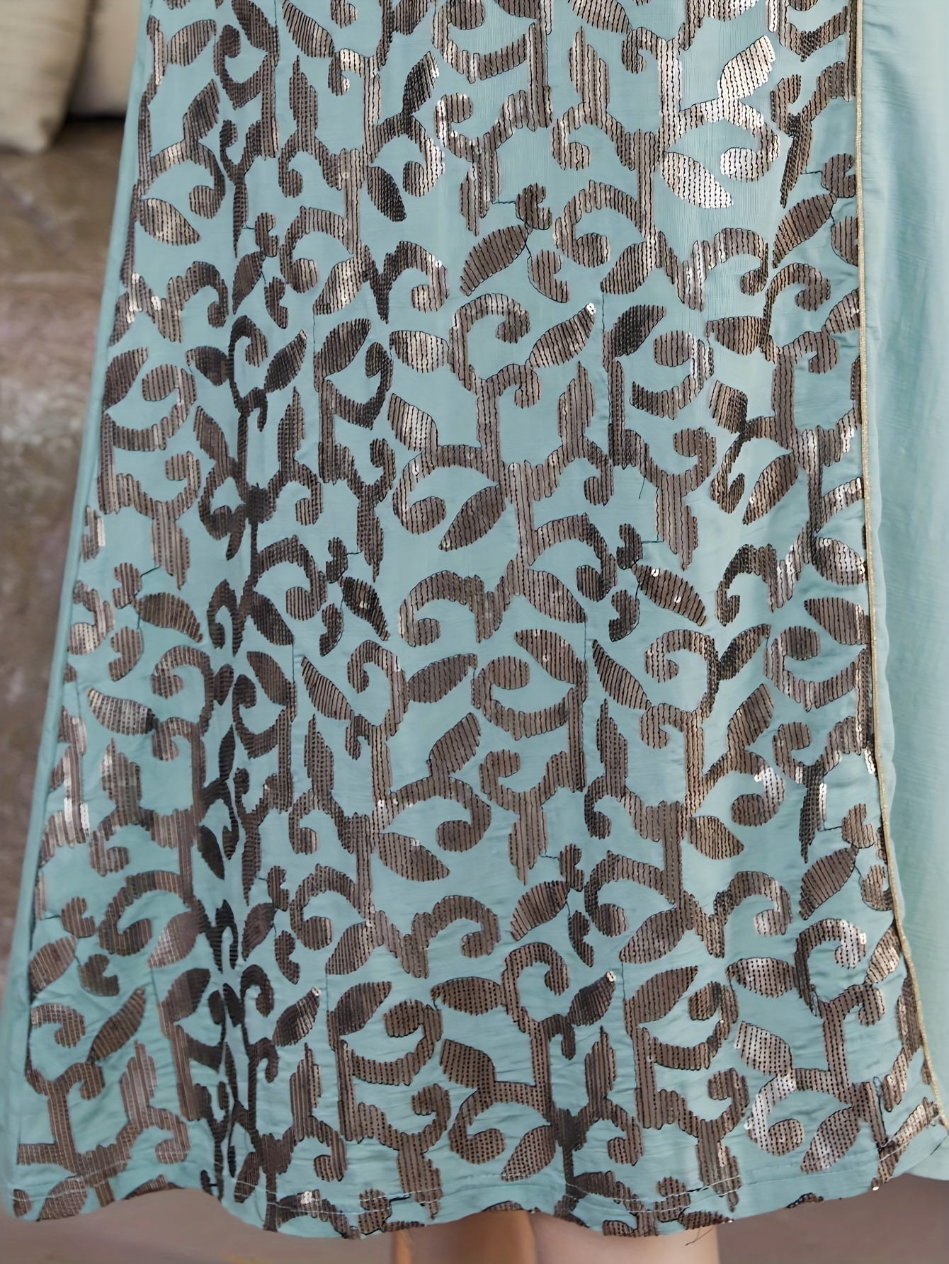Oriental Elegant JALABIAV Dress with Asymmetrical Splice Design