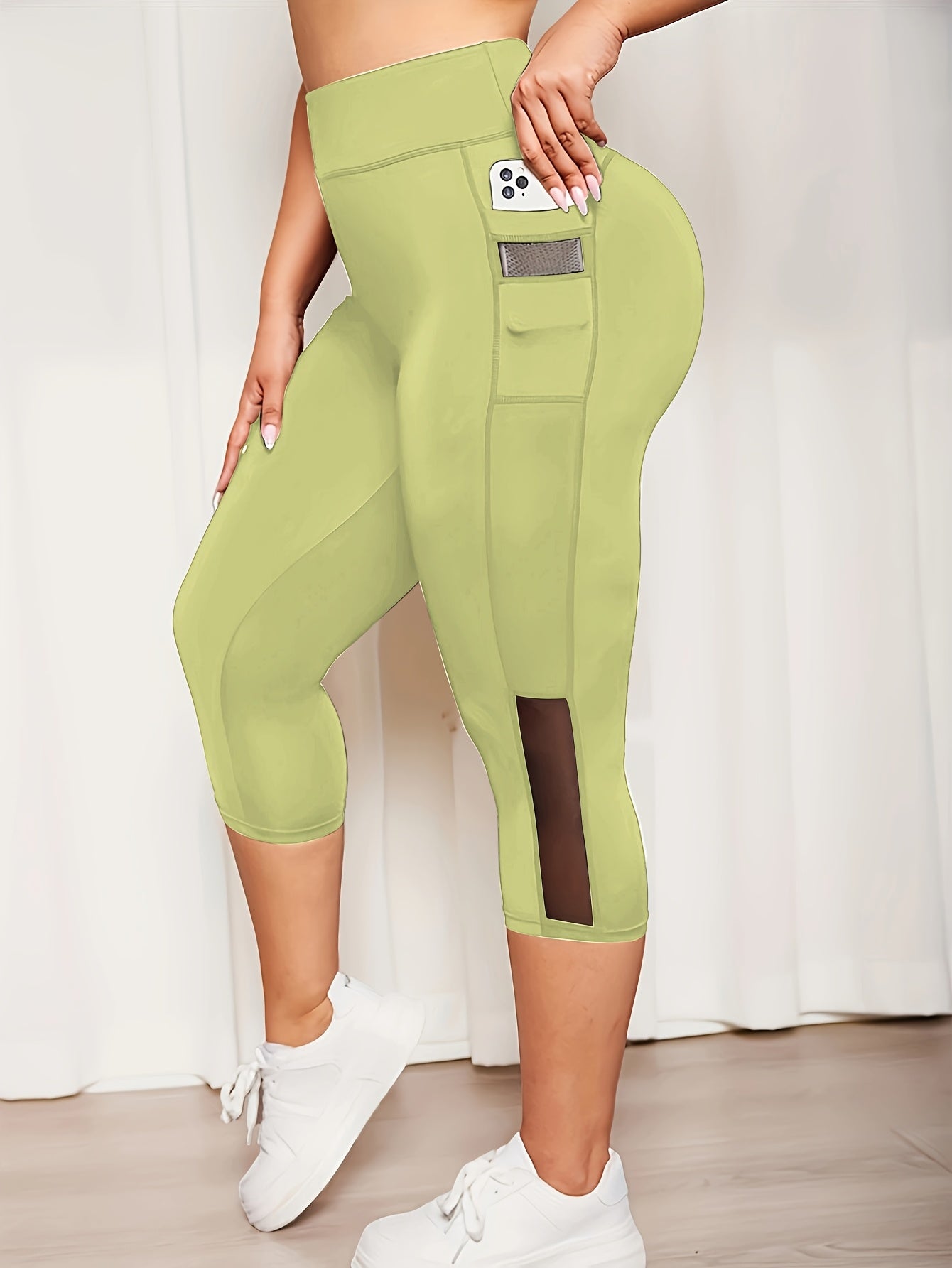 Women's Plus Size High-Waisted Mid-Length Leggings with Butt Lifting