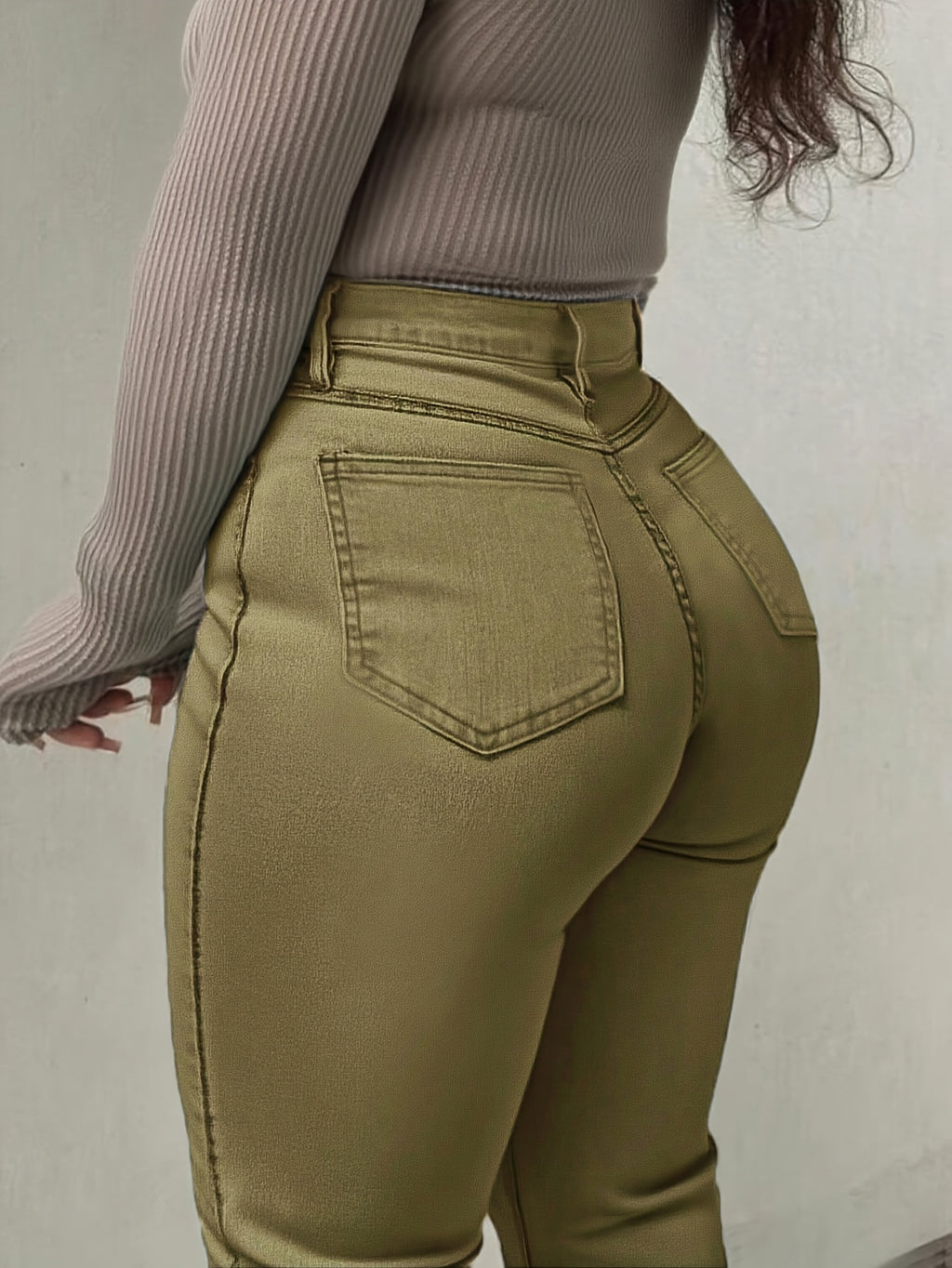 Women's Plus-Size Jeans Slim-Fit Flare Leg Jeans with Medium Stretch Fabric